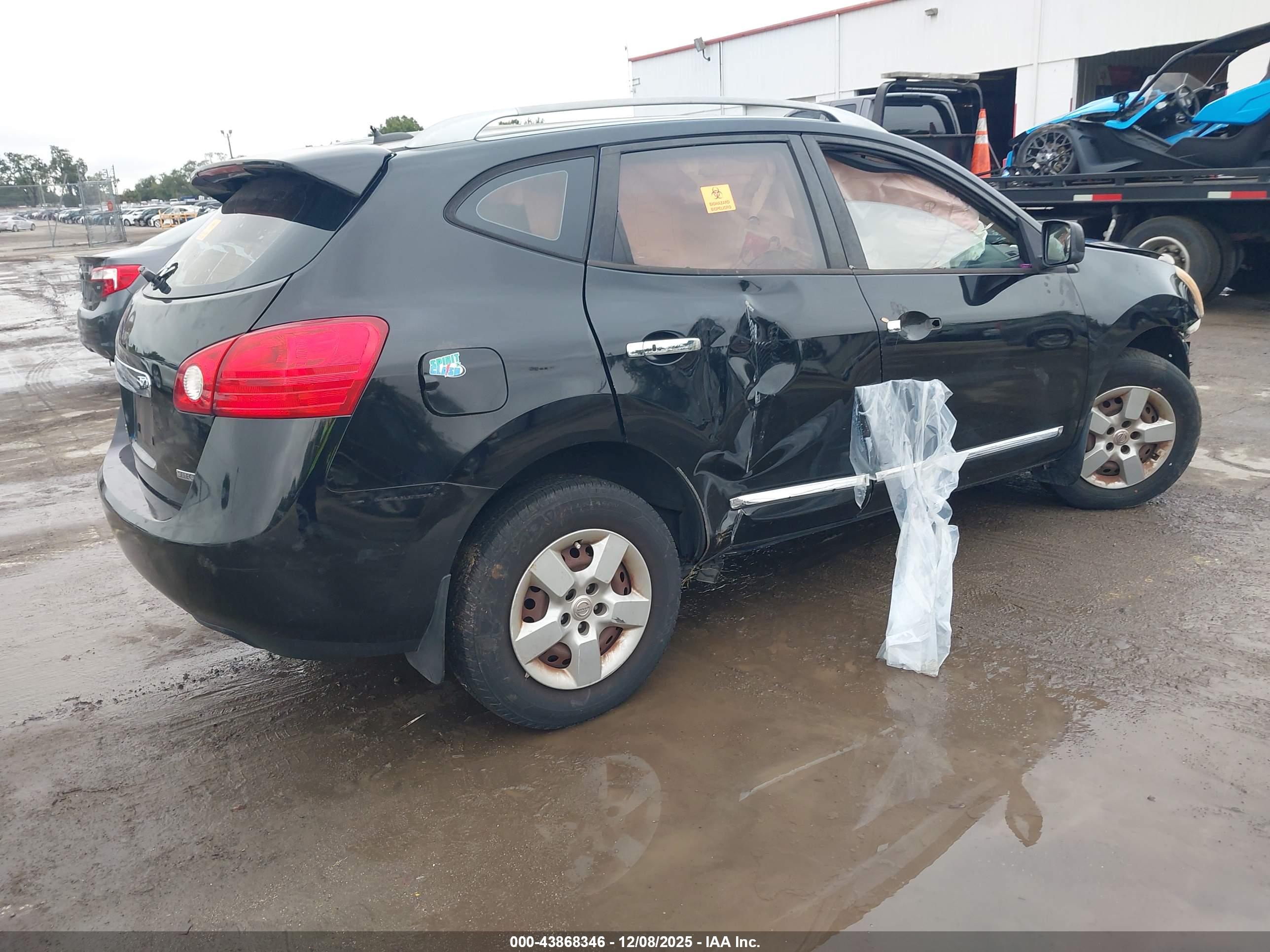 NISSAN ROGUE image 4