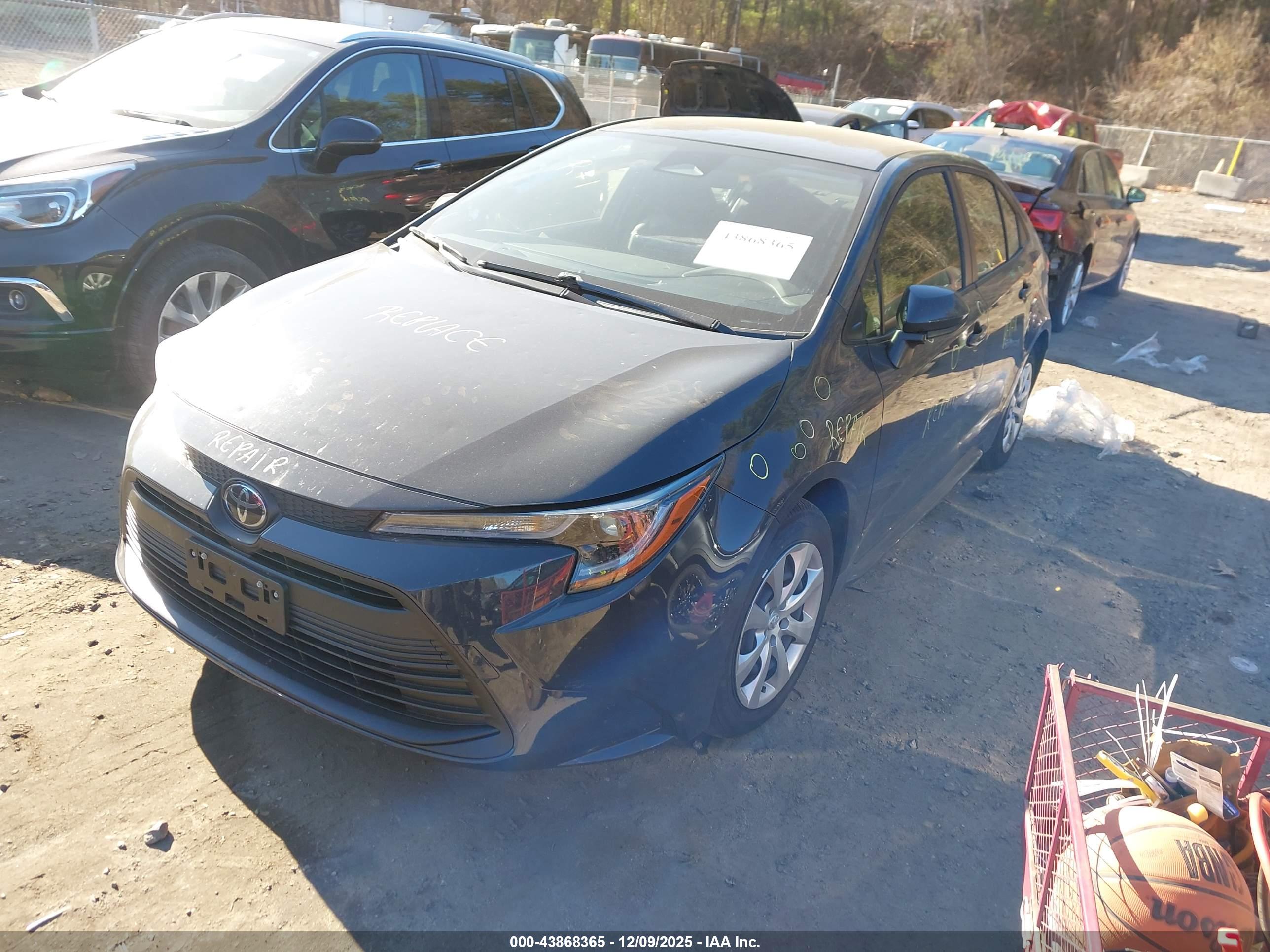 TOYOTA COROLLA image 2