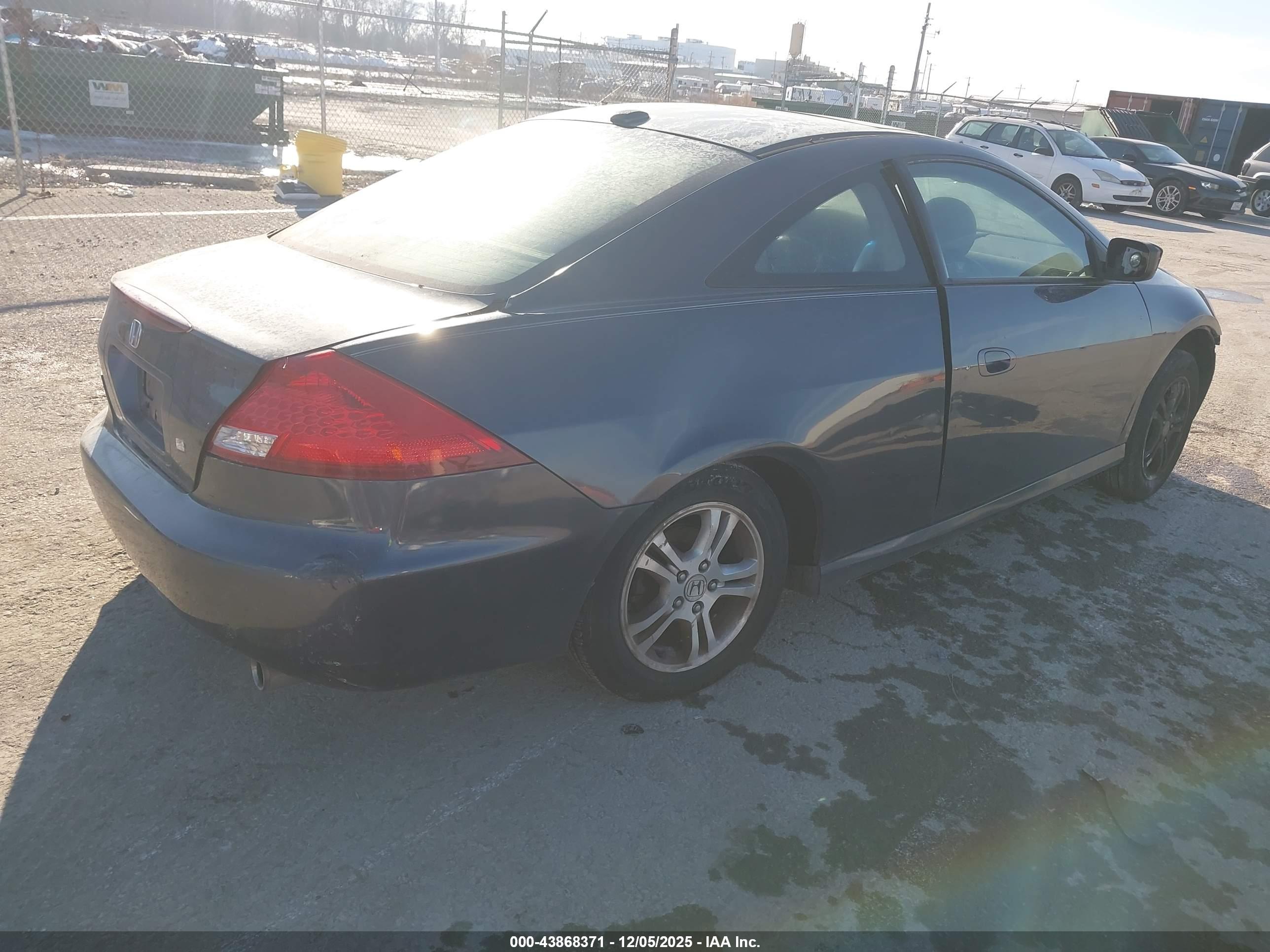 HONDA ACCORD image 4