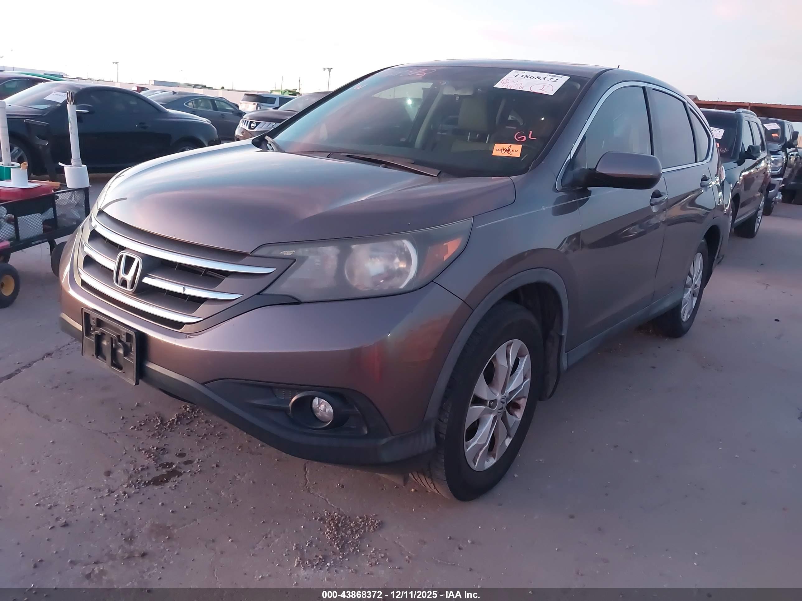 HONDA CR-V image 2