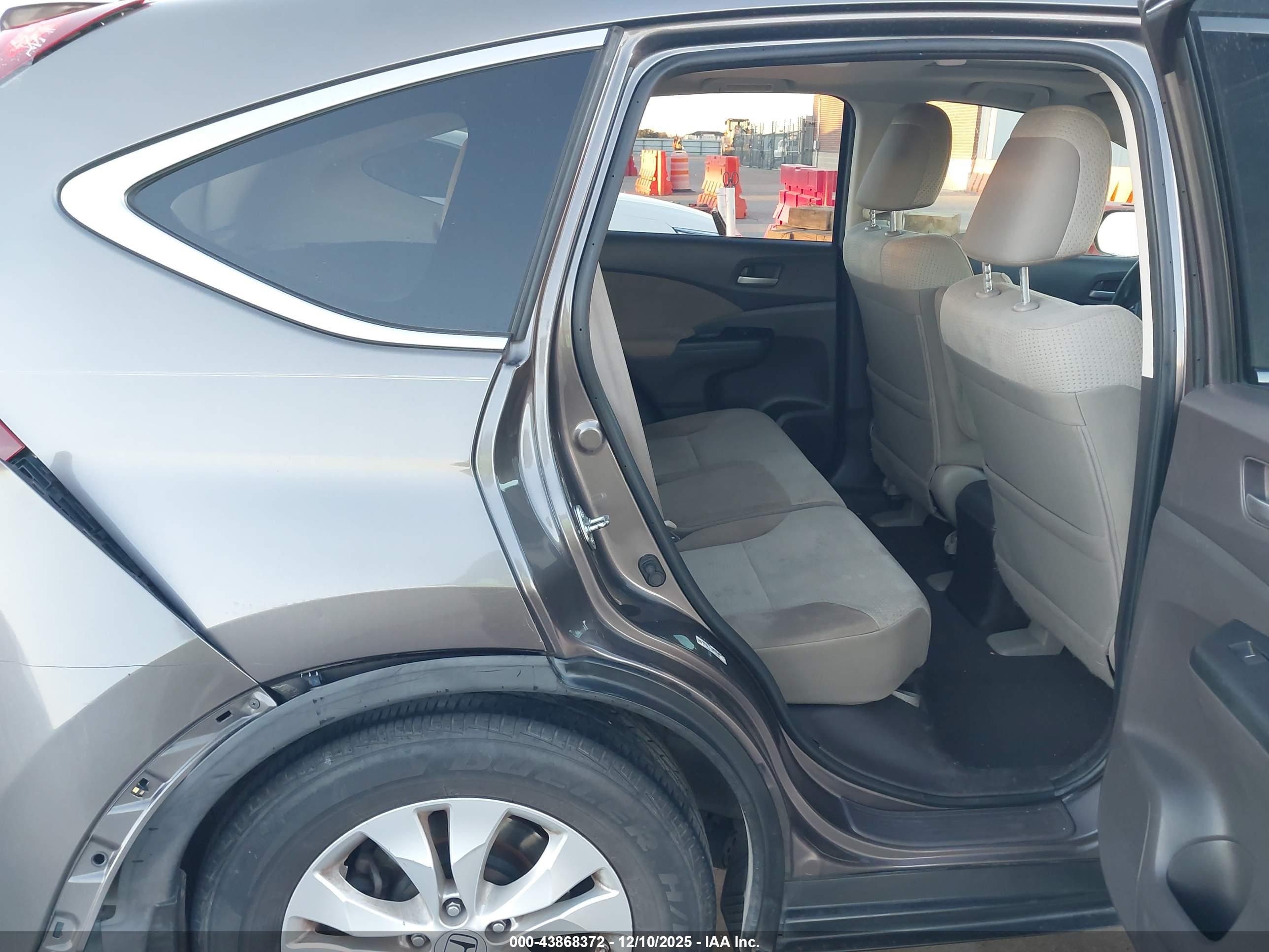 HONDA CR-V image 8