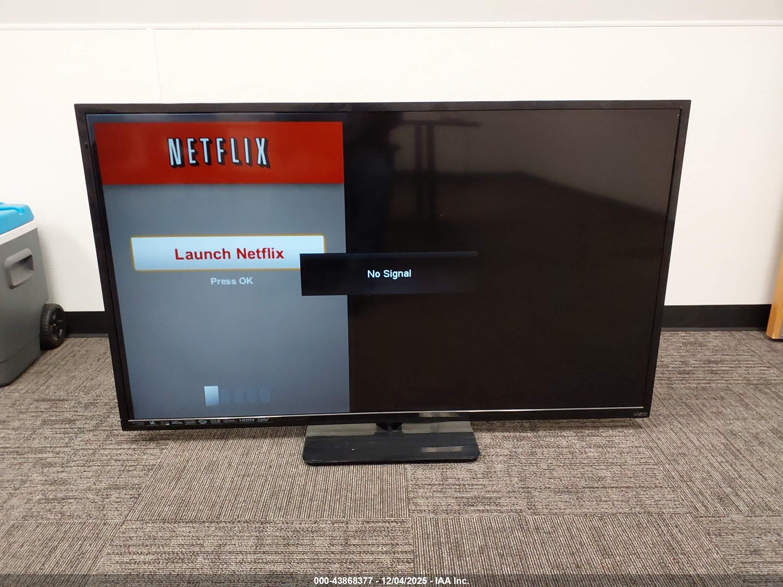 VIZIO 60 image 5