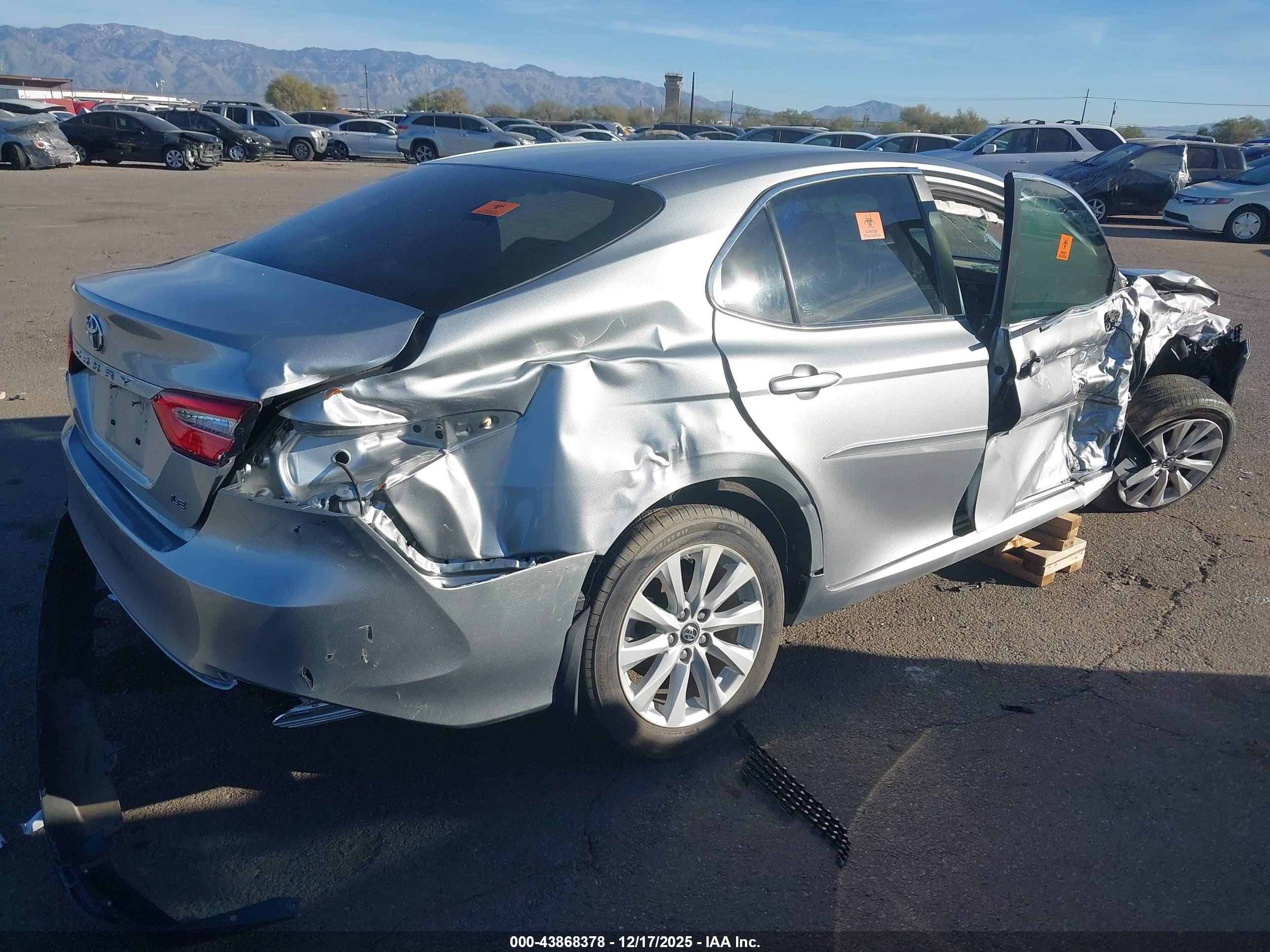 TOYOTA CAMRY image 4