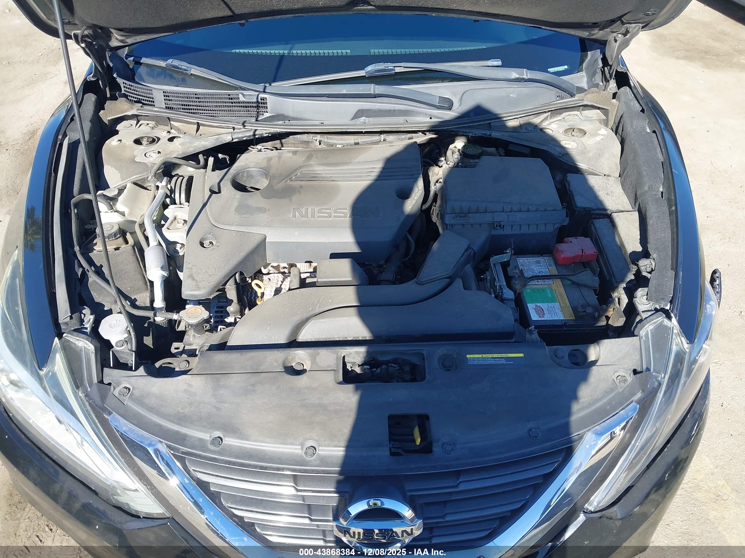 NISSAN ALTIMA image 10