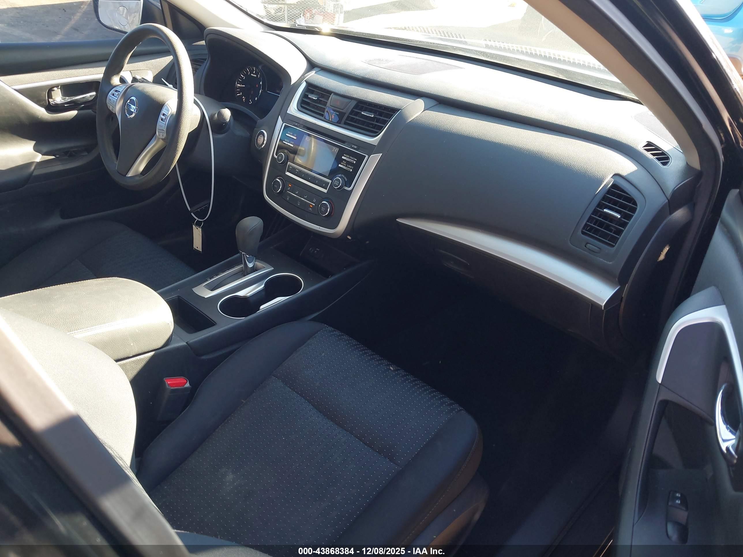NISSAN ALTIMA image 5