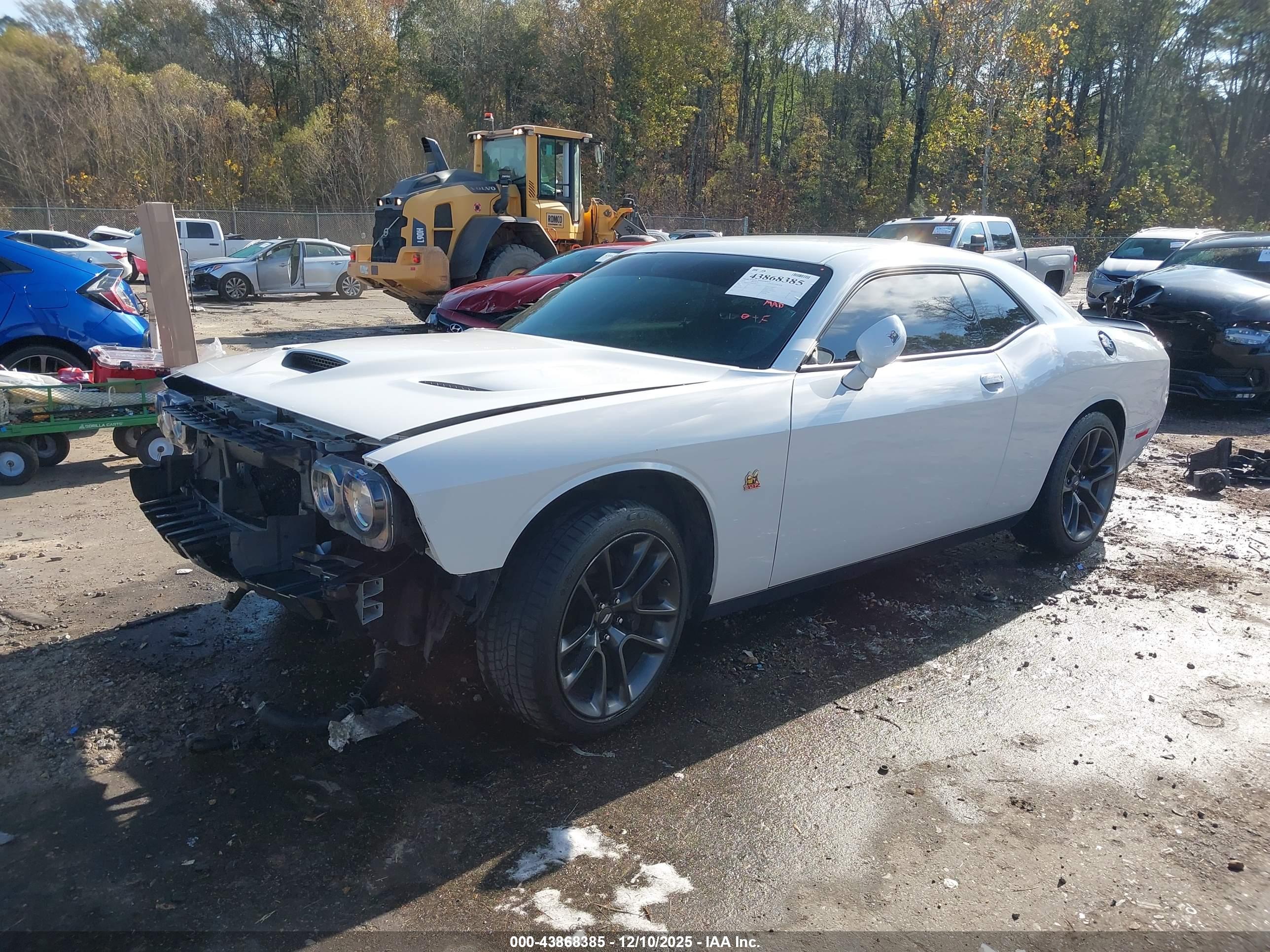 DODGE CHALLENGER image 2