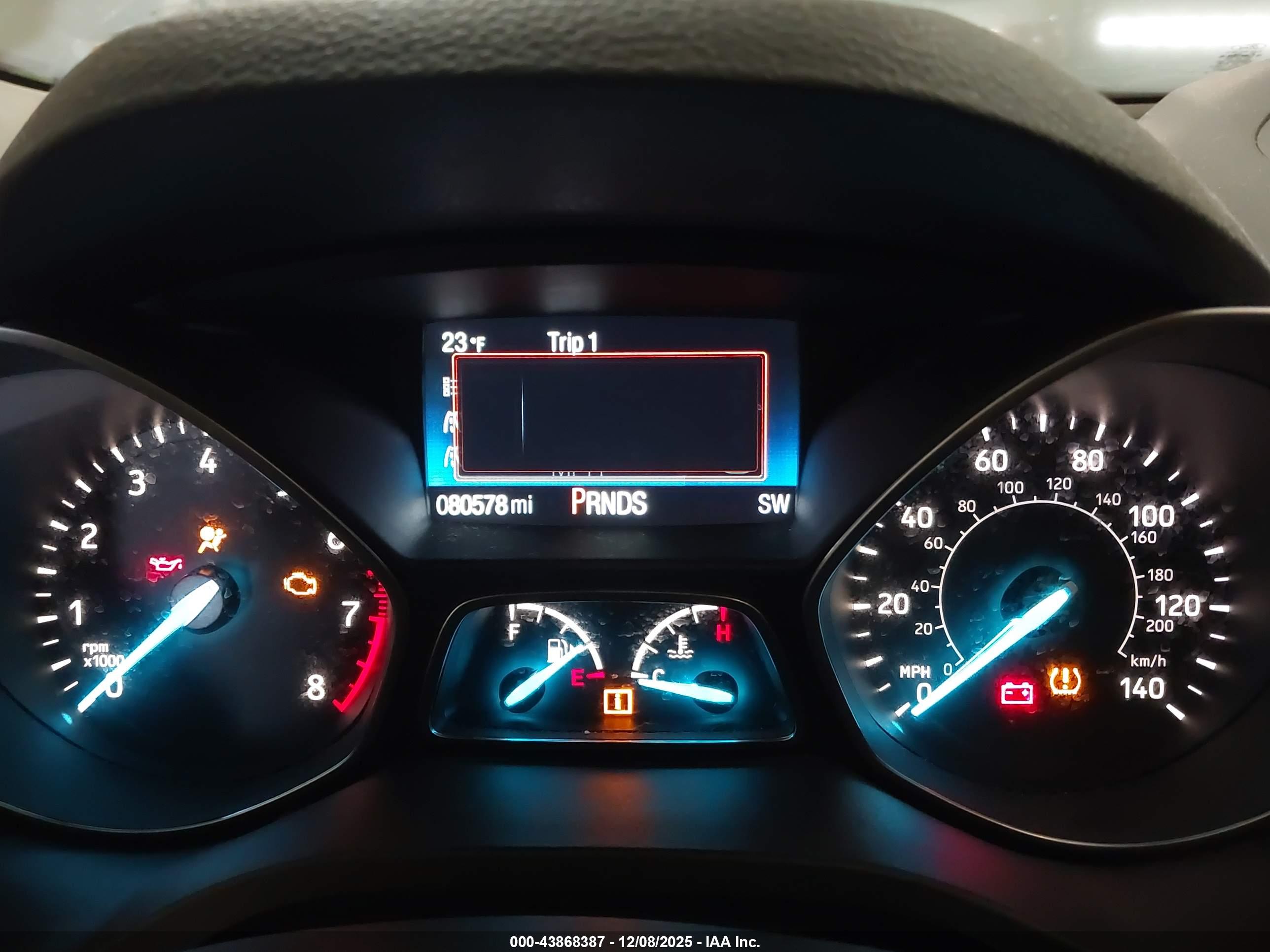 FORD ESCAPE image 7