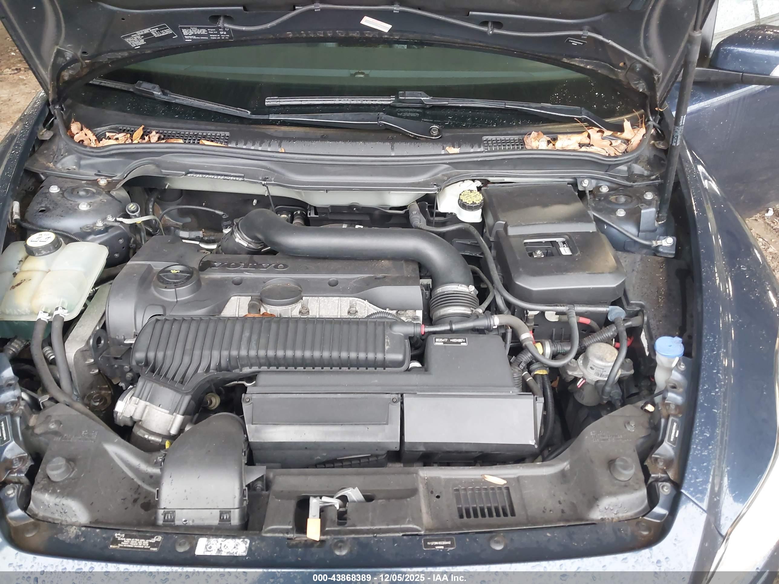VOLVO C30 image 10