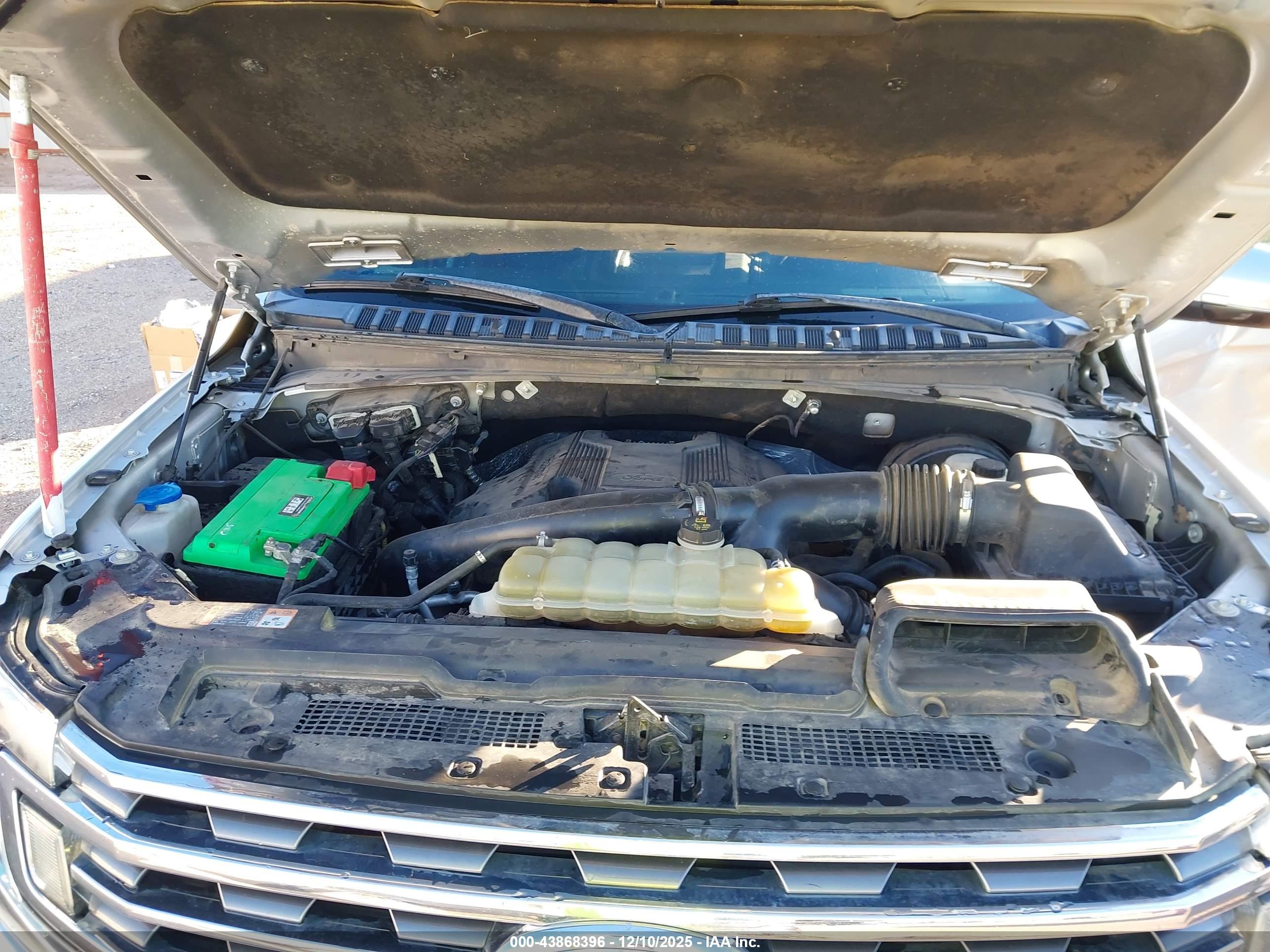 FORD EXPEDITION image 10