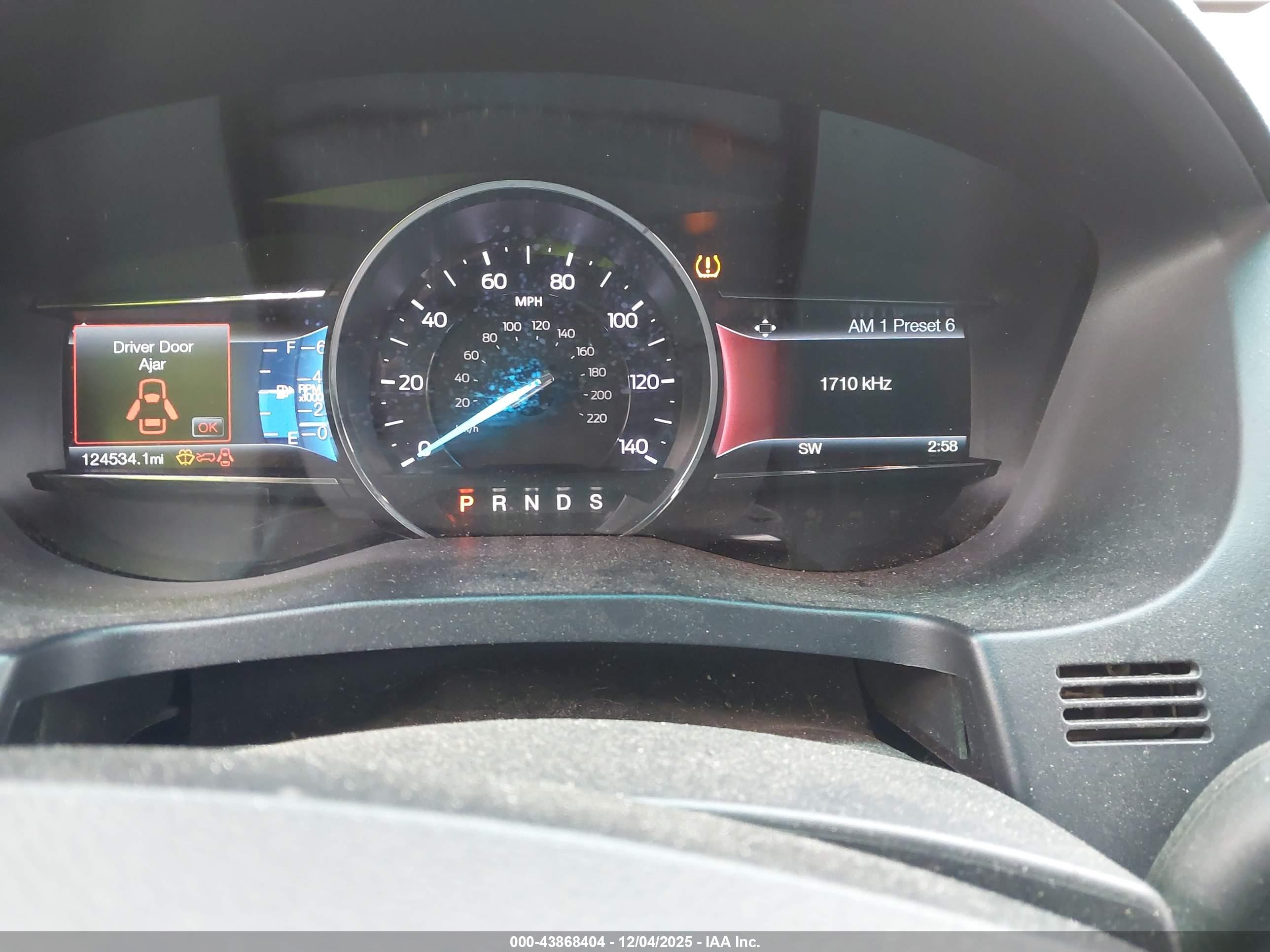 FORD EXPLORER image 7