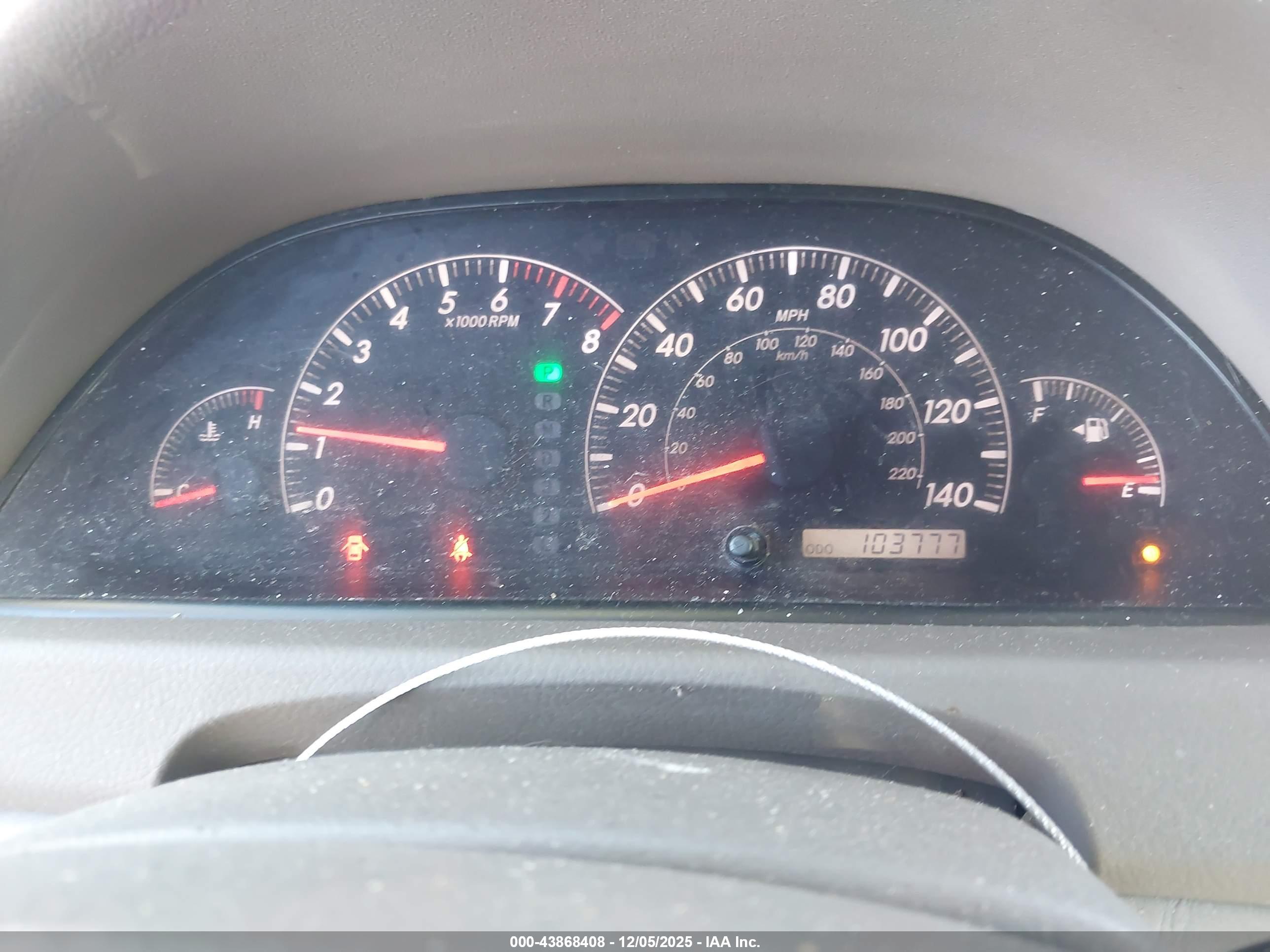 TOYOTA CAMRY image 7