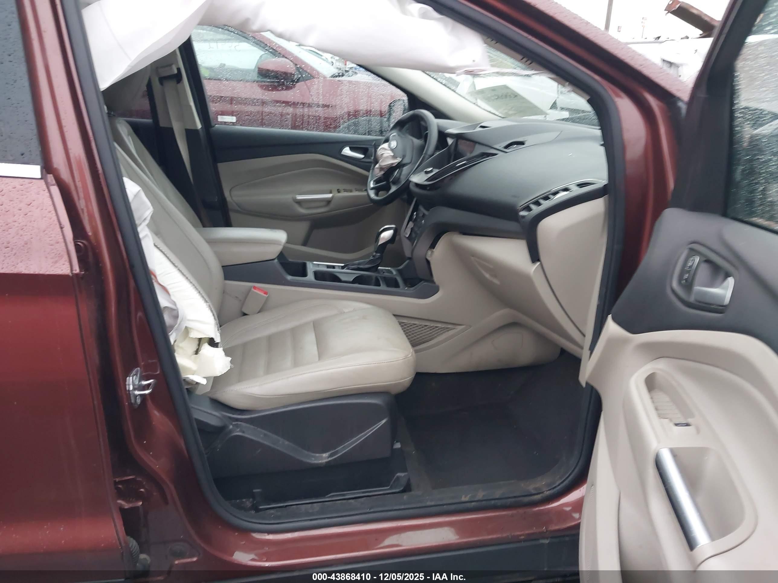 FORD ESCAPE image 5