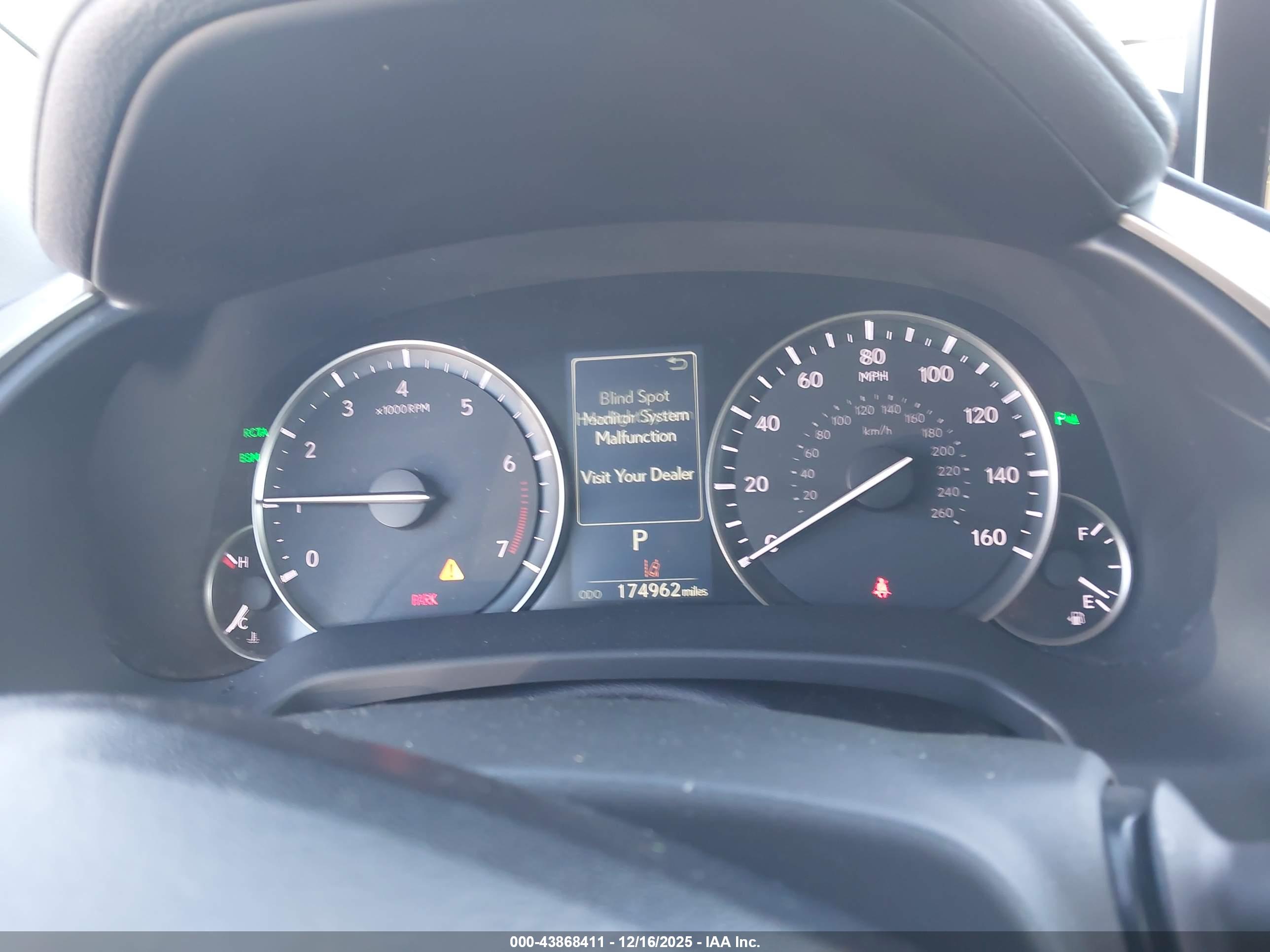 LEXUS RX image 7