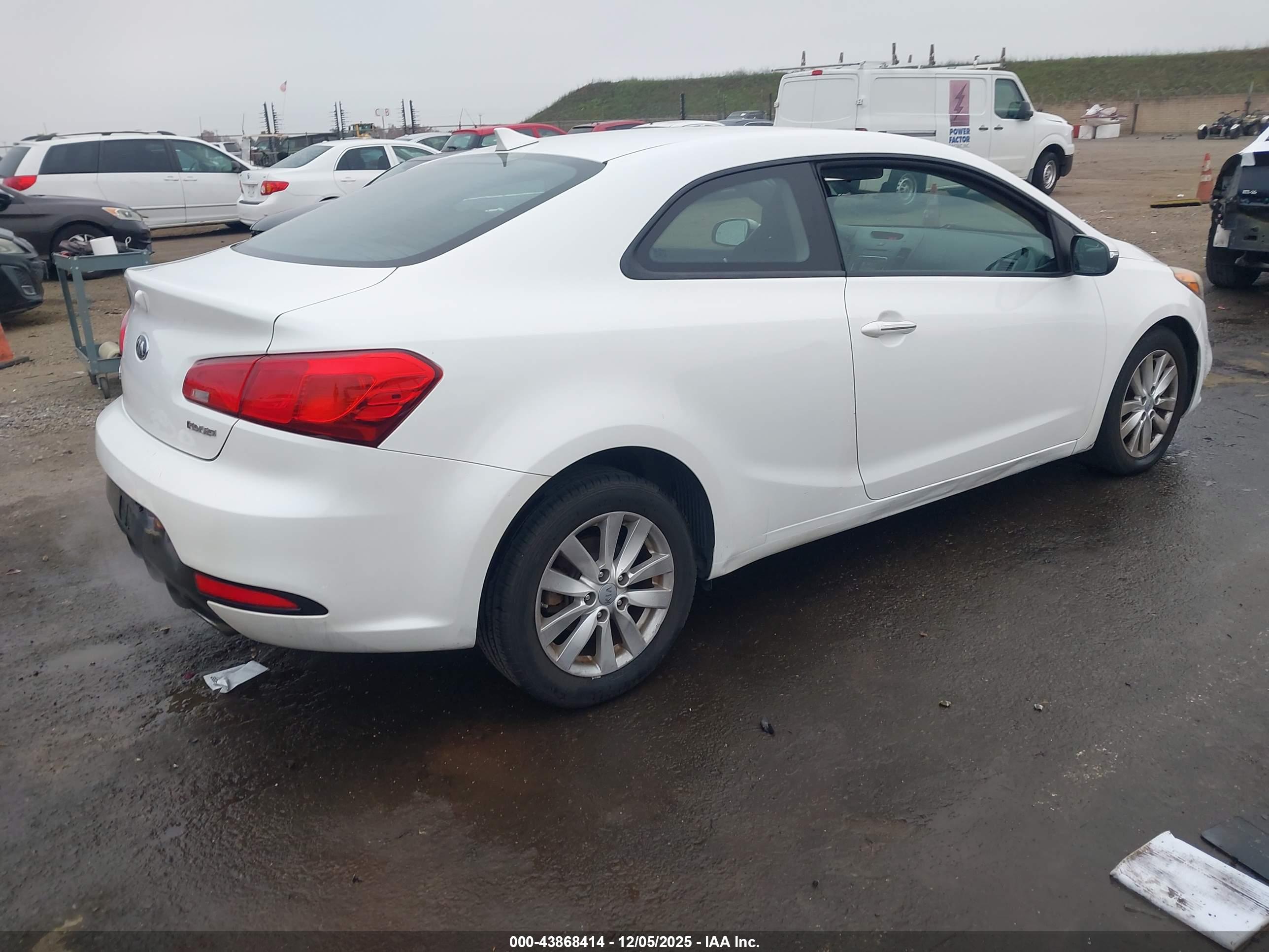 KIA FORTE image 4