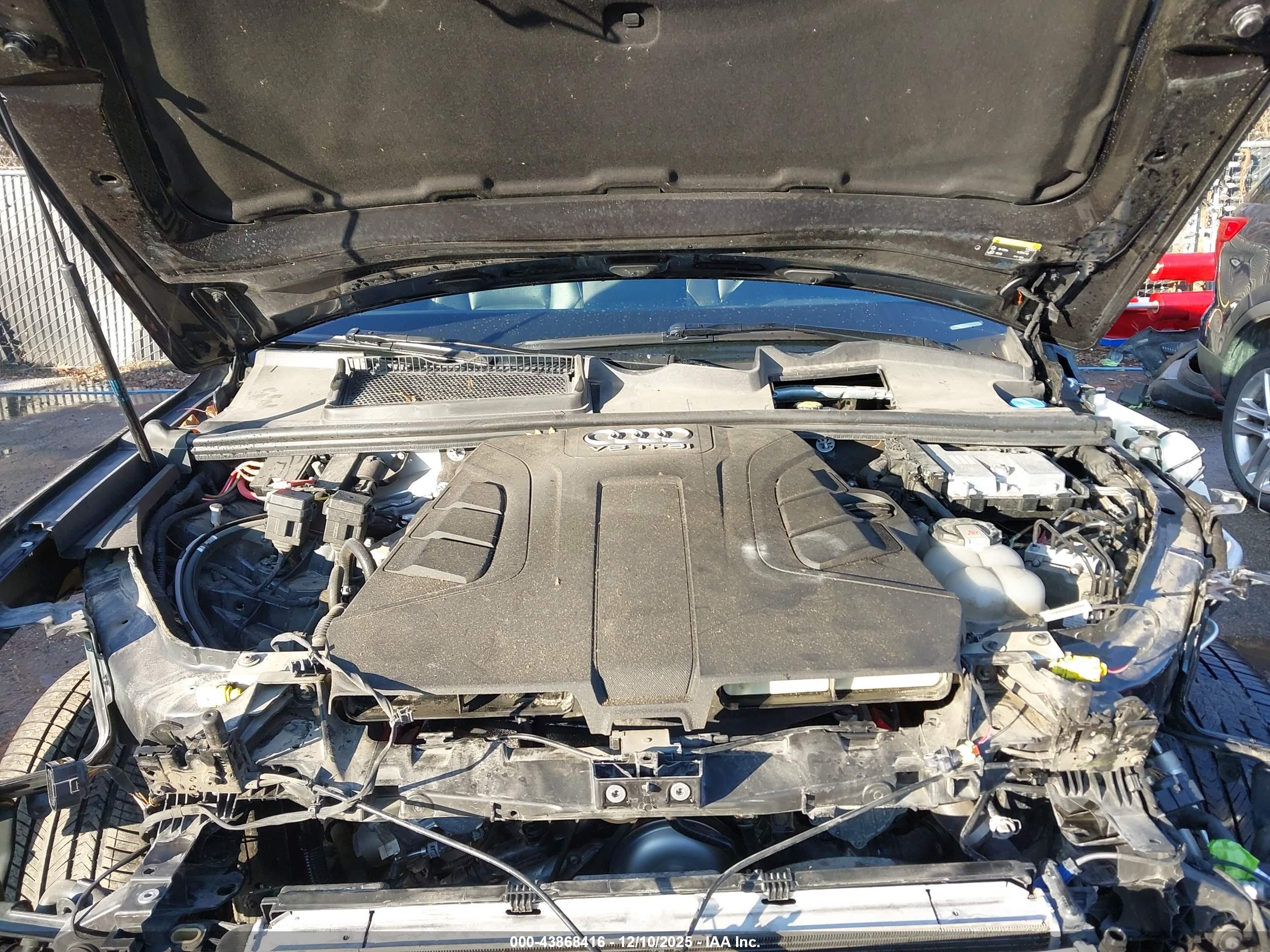 AUDI Q7 image 10