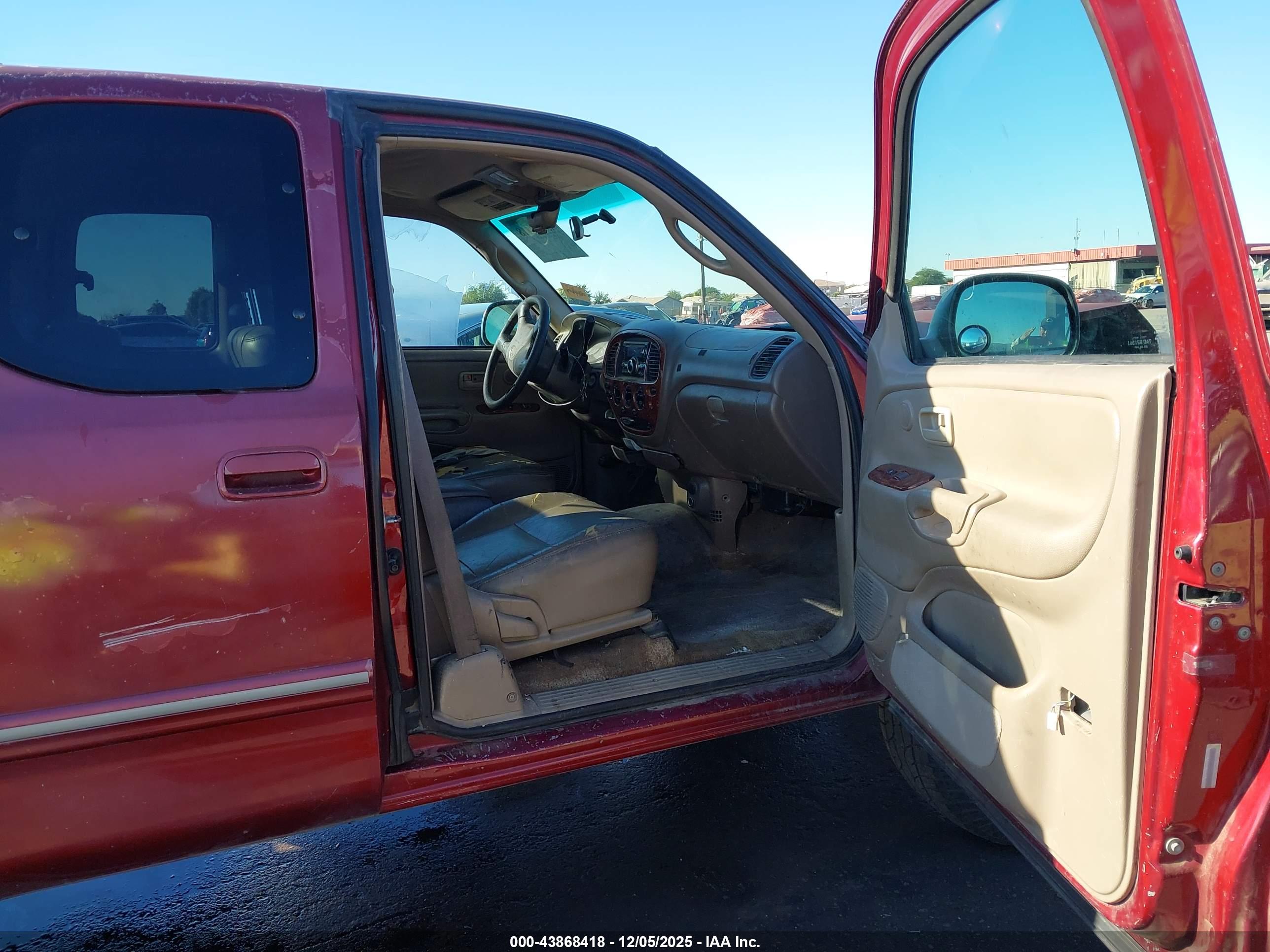 TOYOTA TUNDRA image 5
