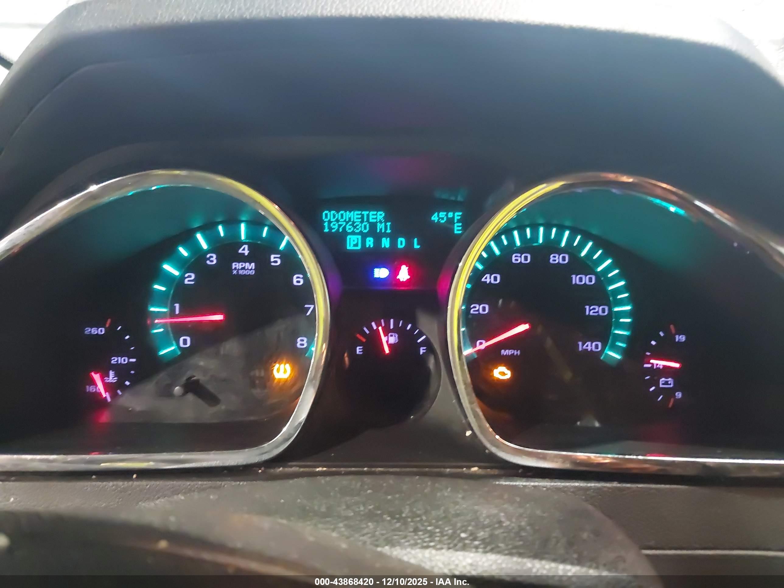 CHEVROLET TRAVERSE image 7