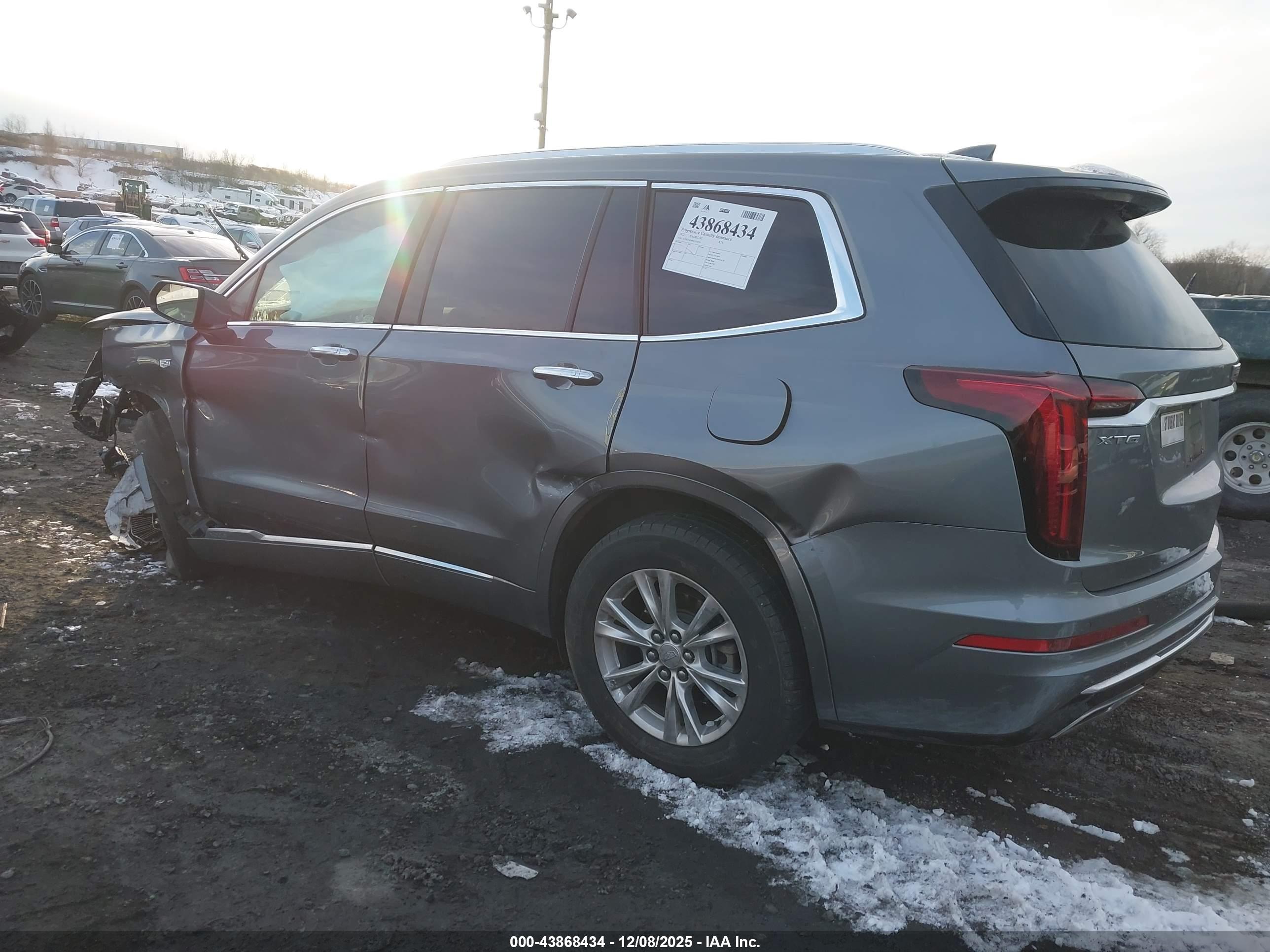 CADILLAC XT6 image 3