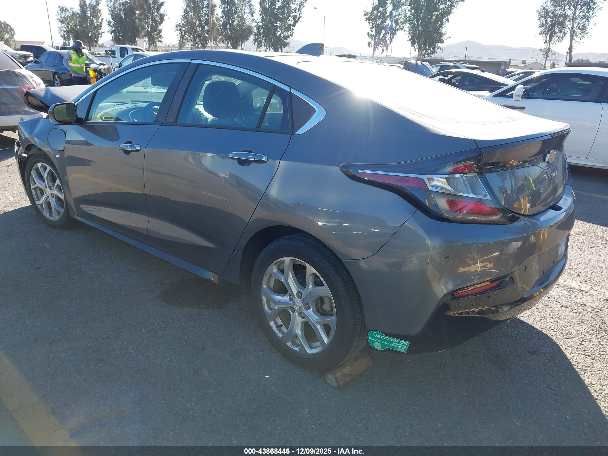 CHEVROLET VOLT image 3