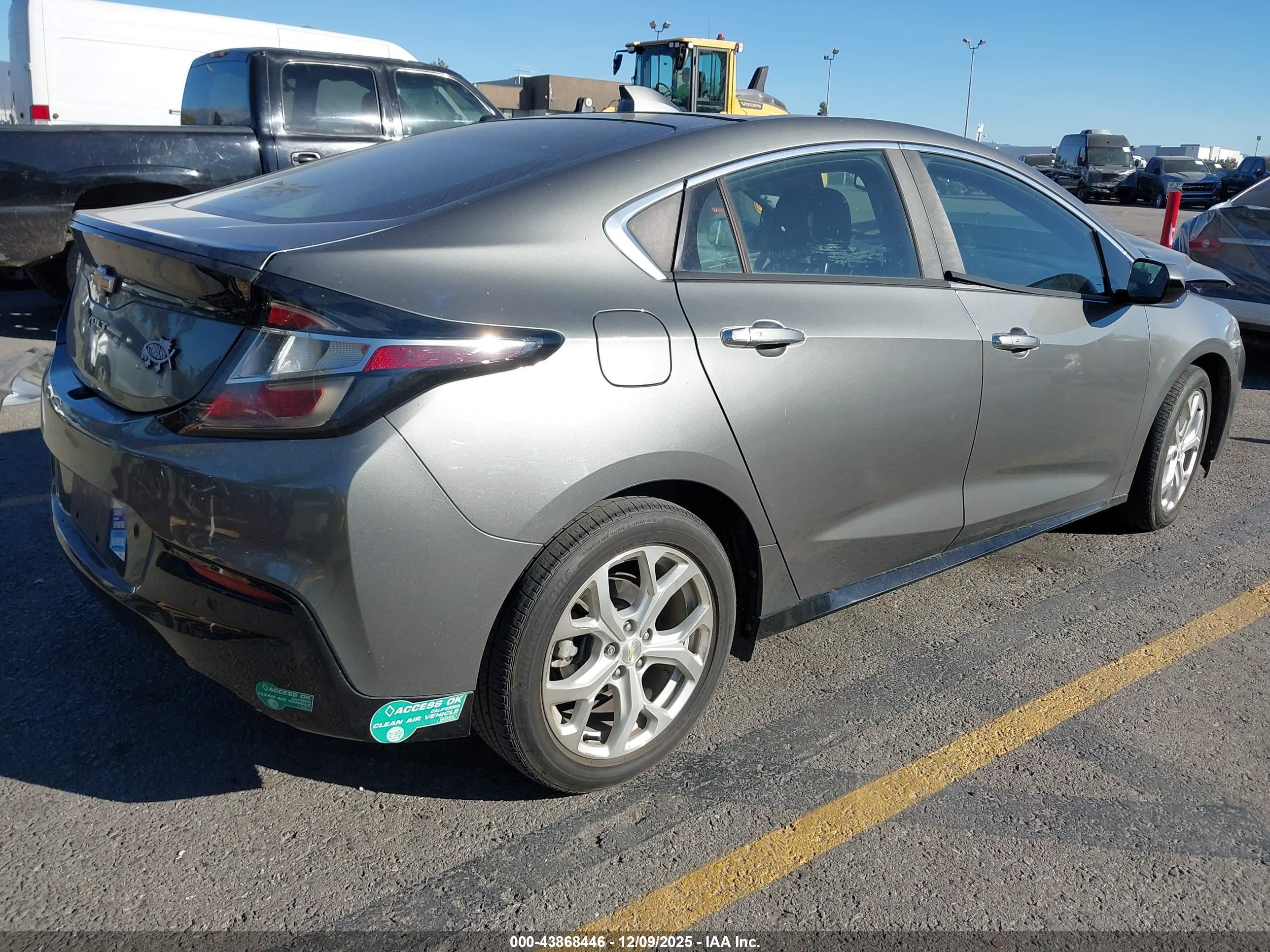 CHEVROLET VOLT image 4