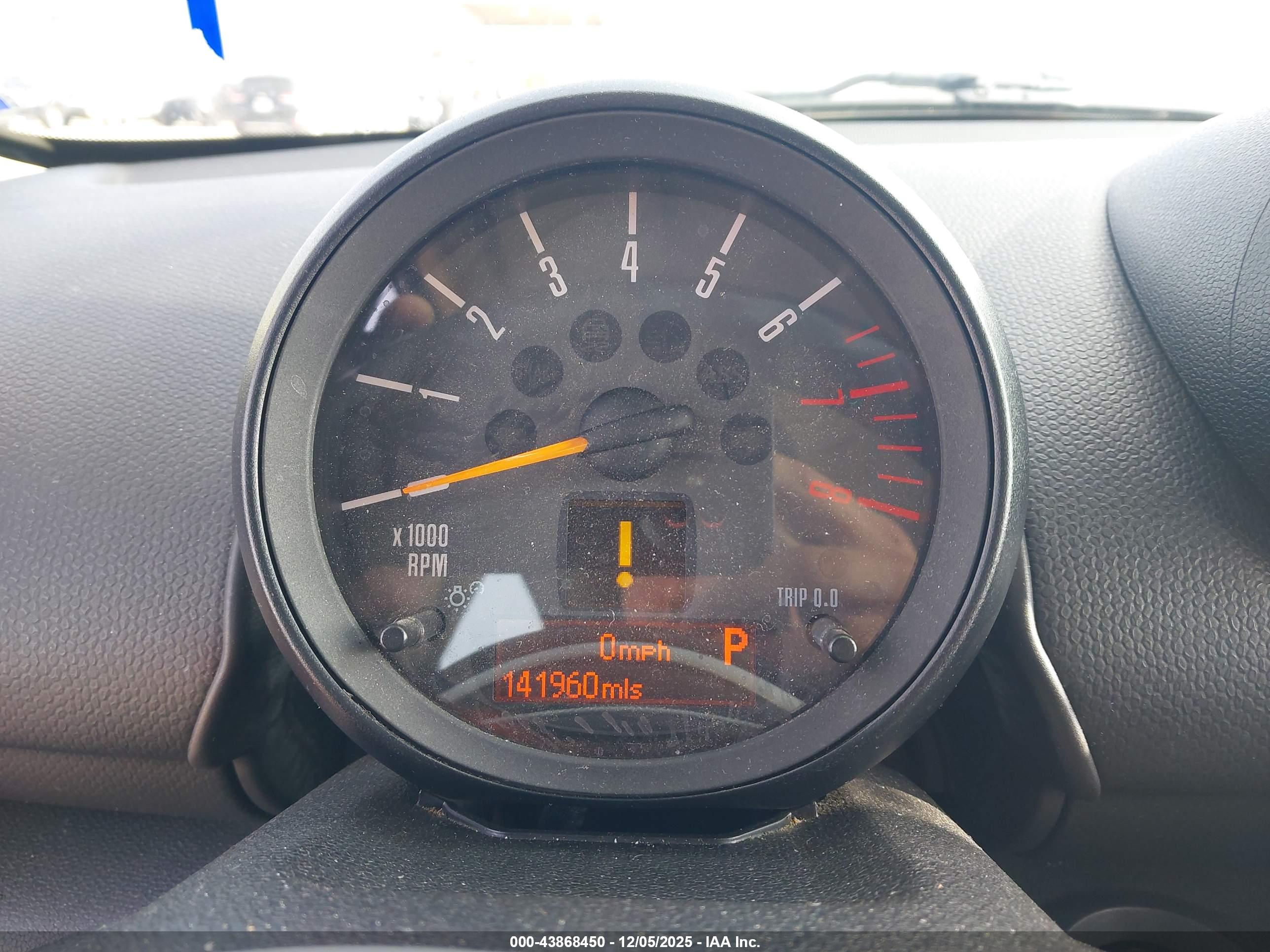 MINI COUNTRYMAN image 7