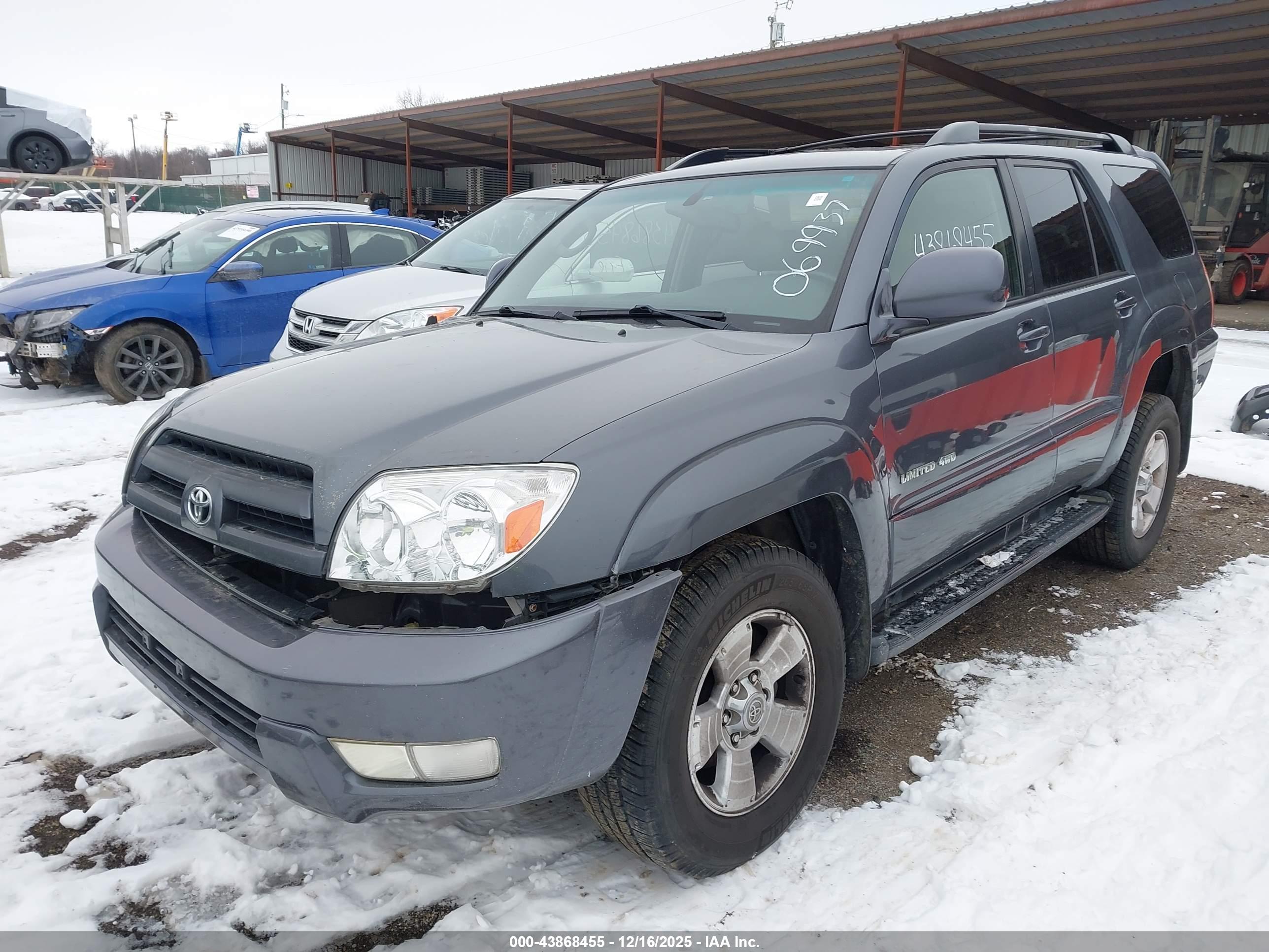 TOYOTA 4RUNNER image 2