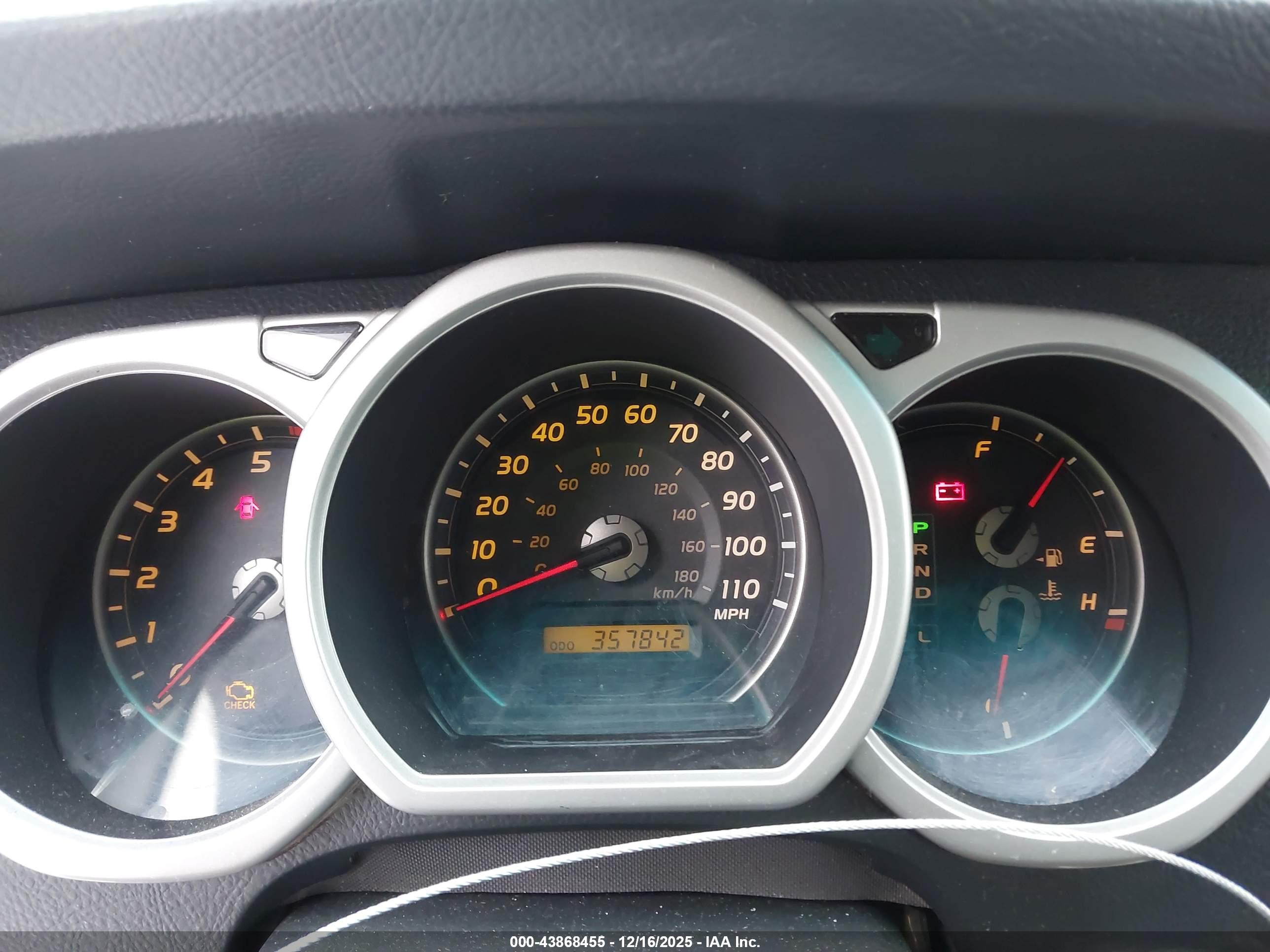 TOYOTA 4RUNNER image 7