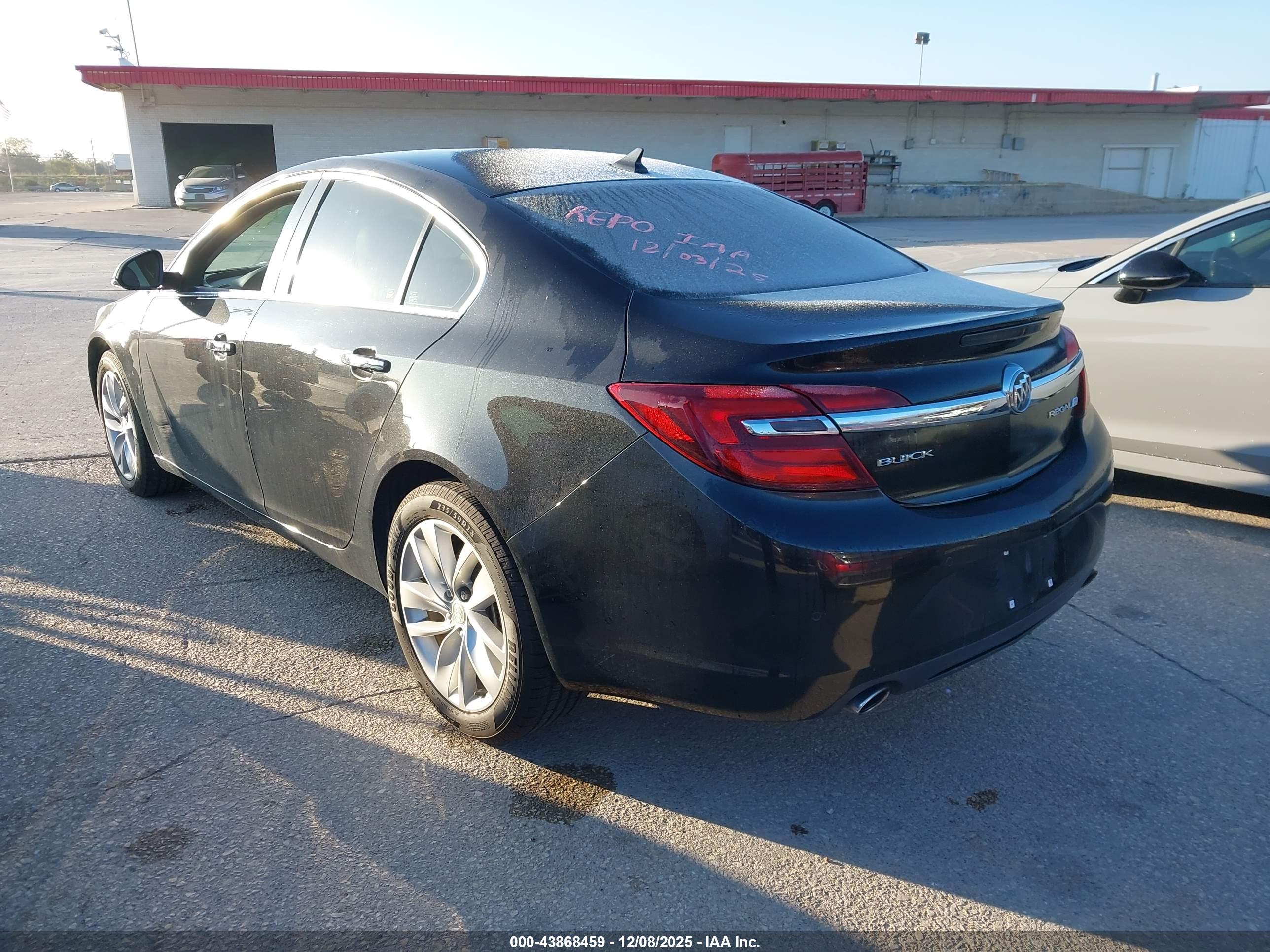 BUICK REGAL image 3