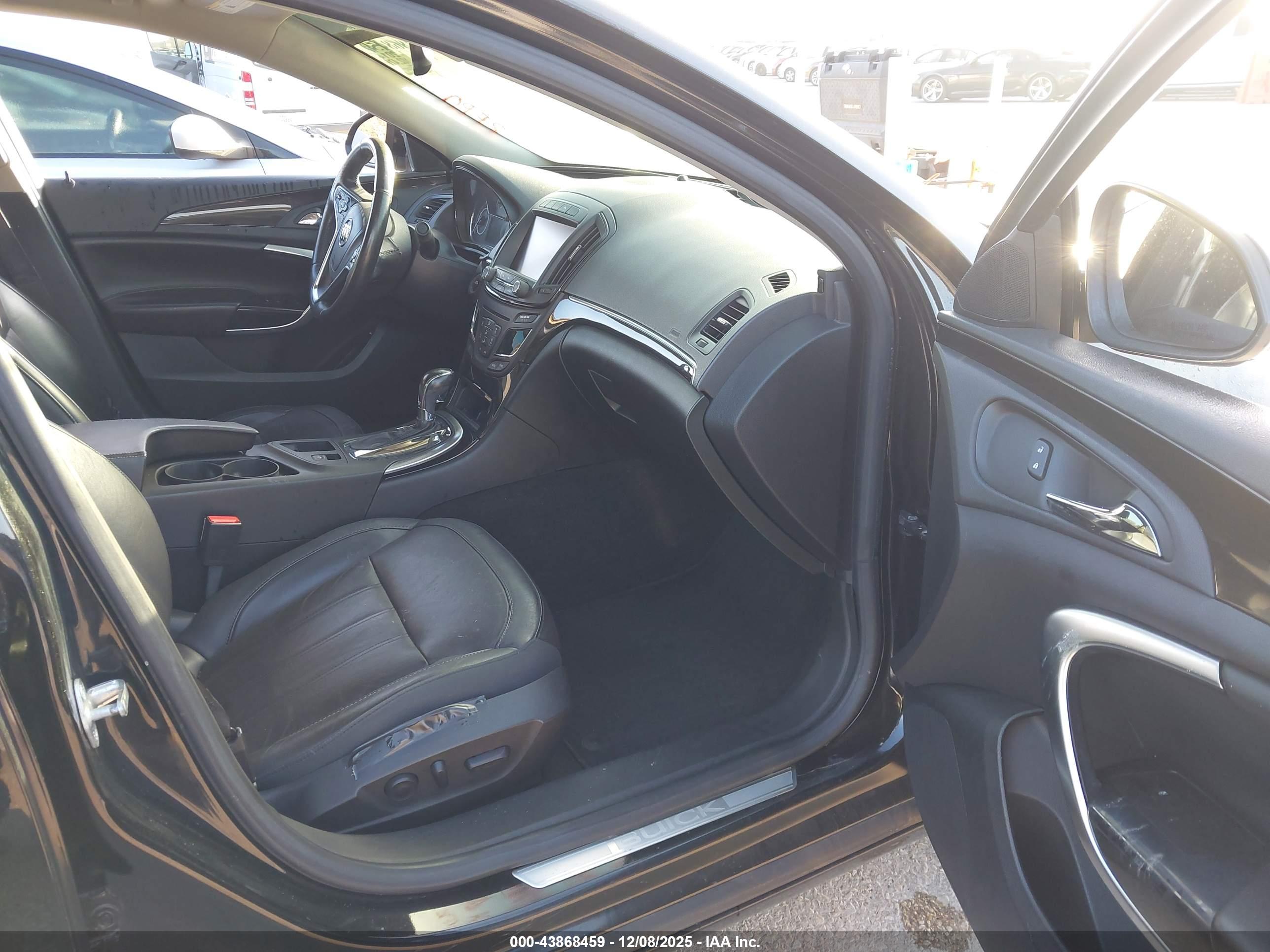 BUICK REGAL image 5