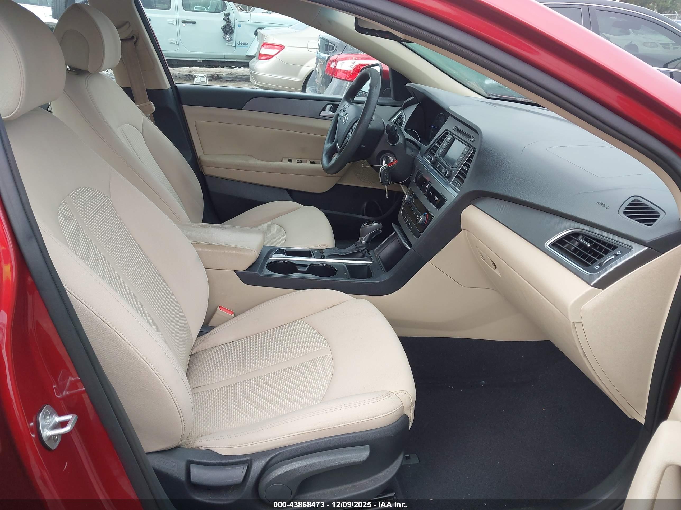 HYUNDAI SONATA image 5