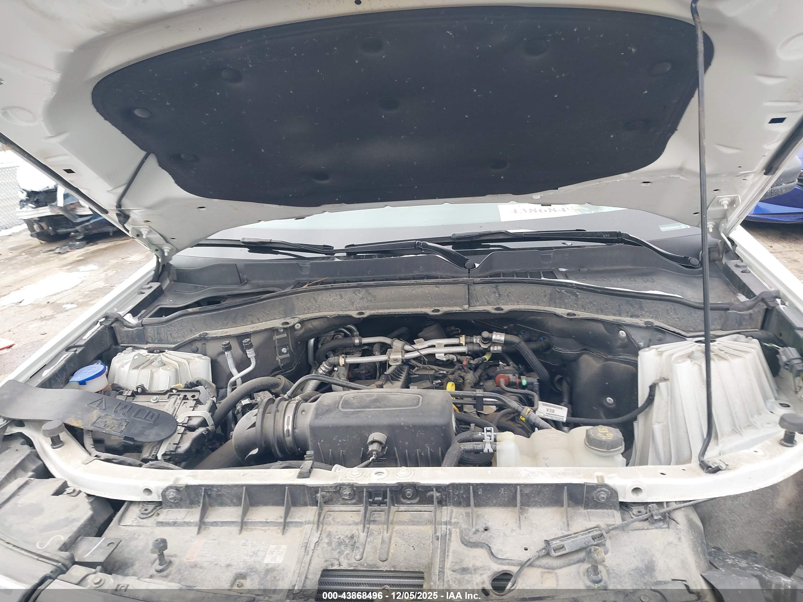 FORD EXPLORER image 10