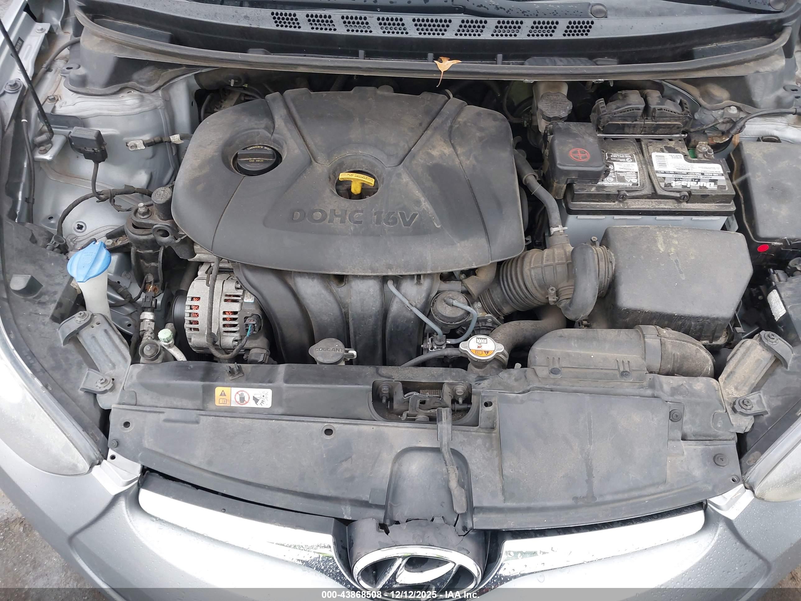HYUNDAI ELANTRA image 10
