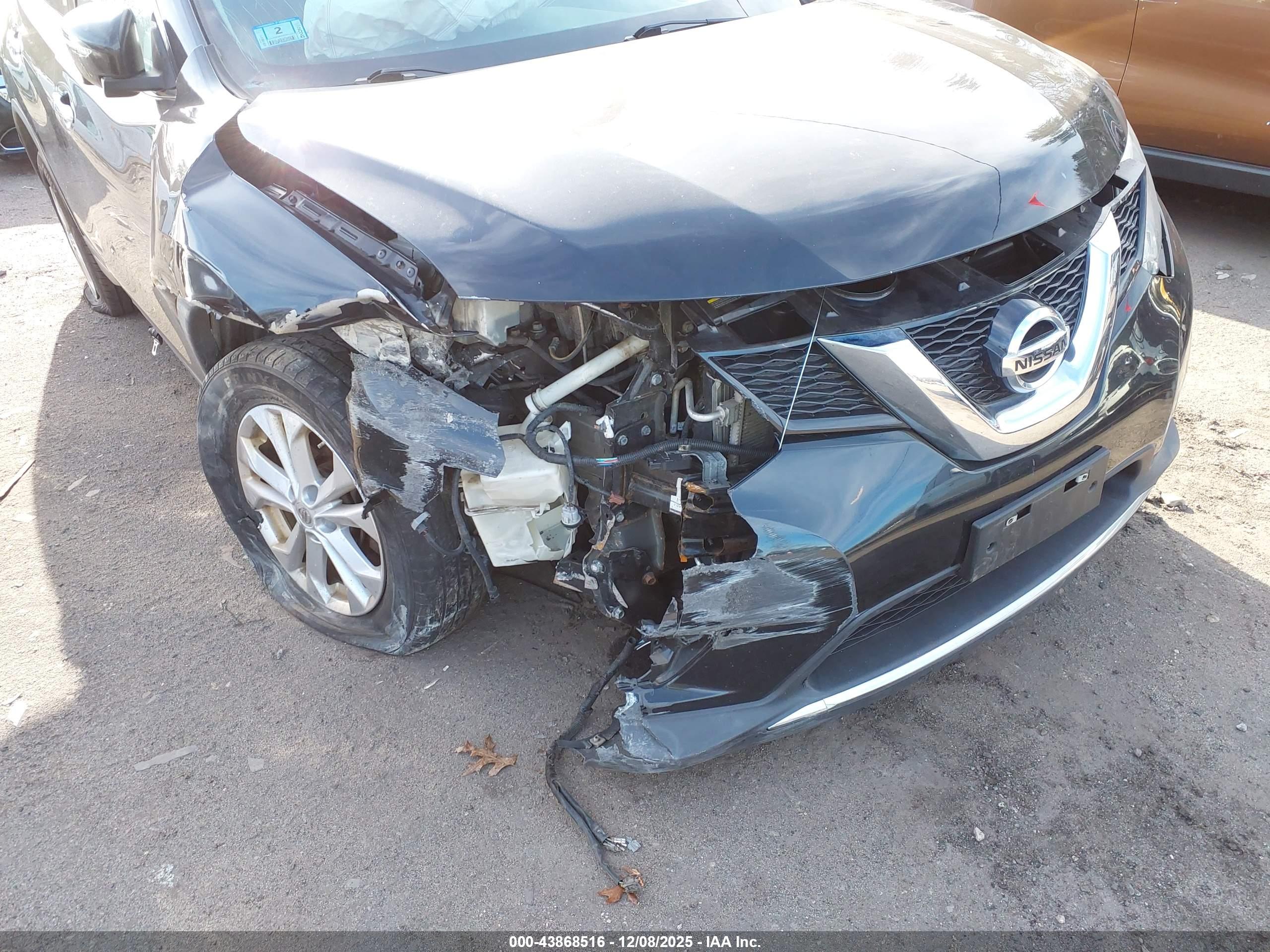 NISSAN ROGUE image 6