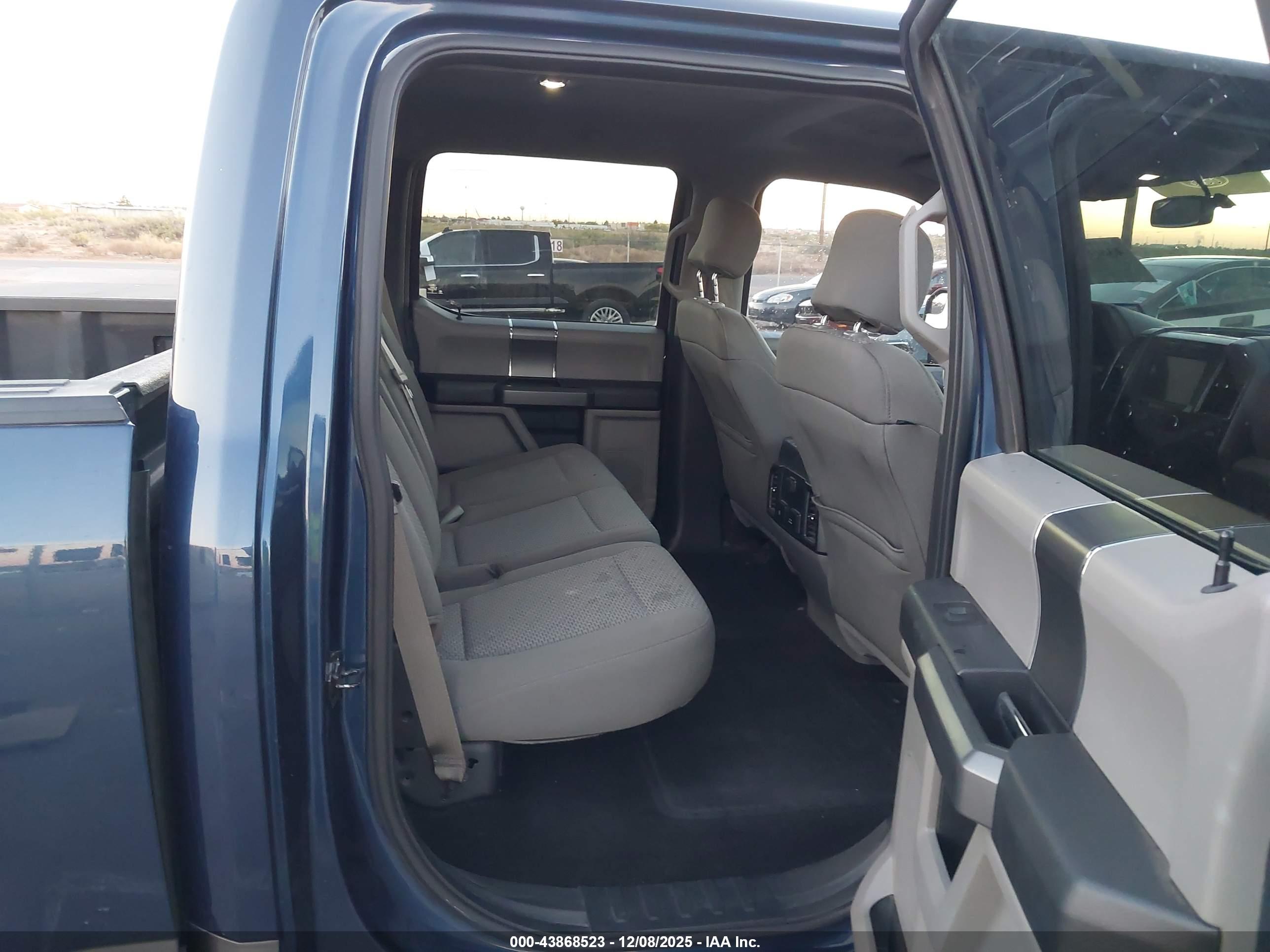 FORD F-150 image 8