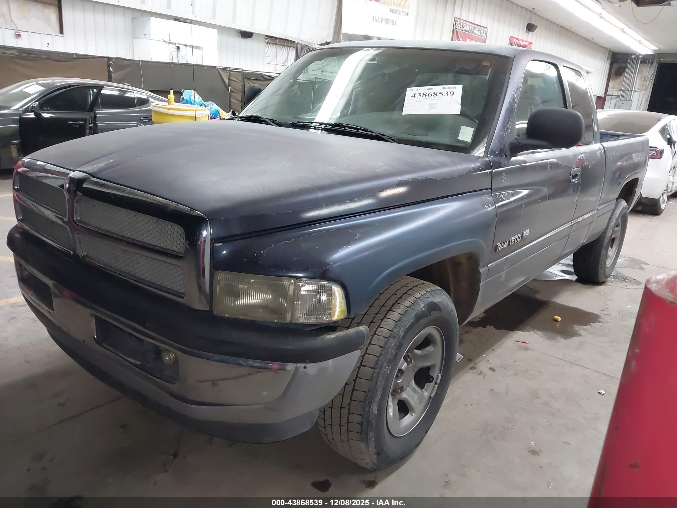 DODGE RAM image 2