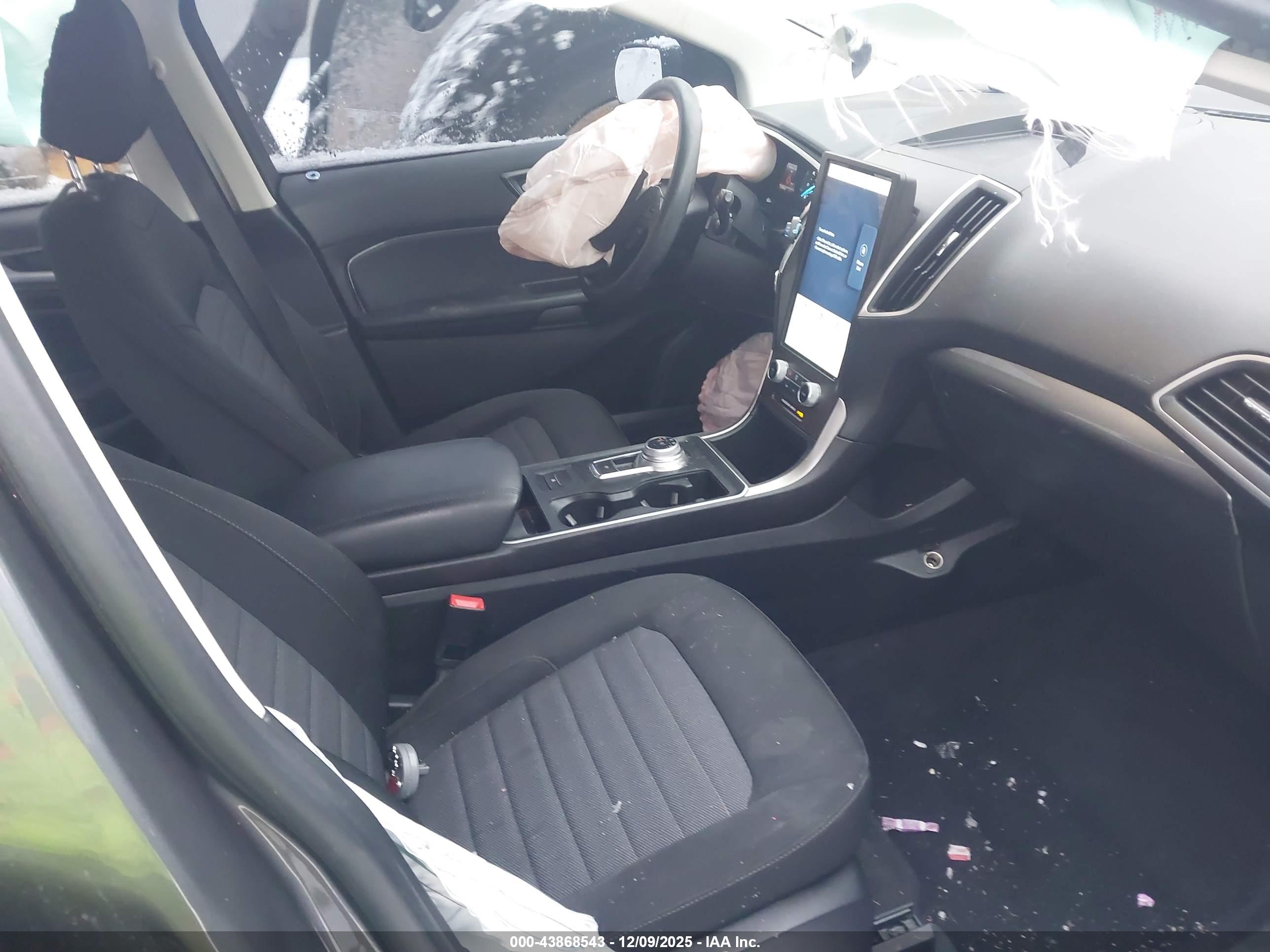 FORD EDGE image 5