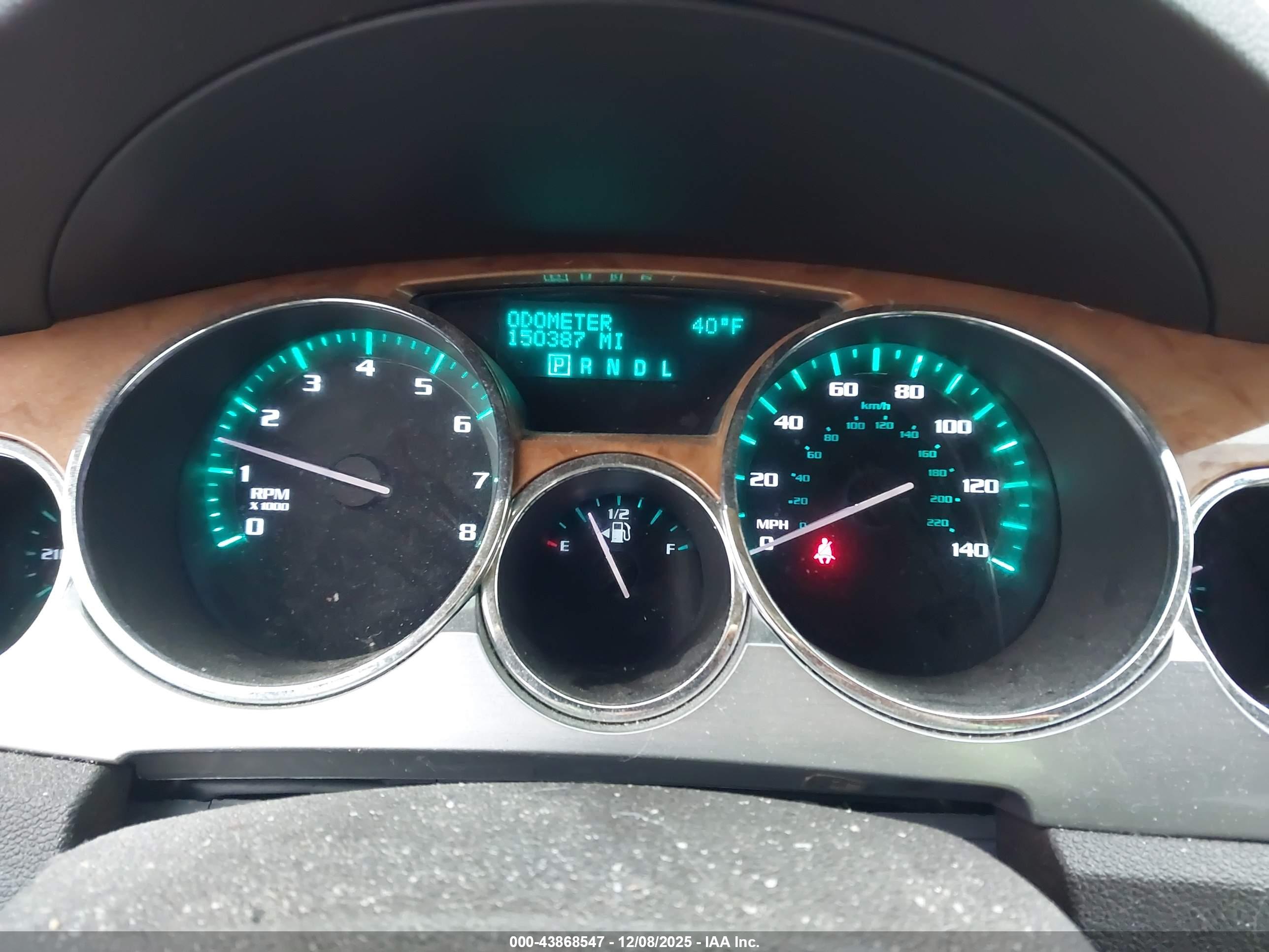 BUICK ENCLAVE image 7