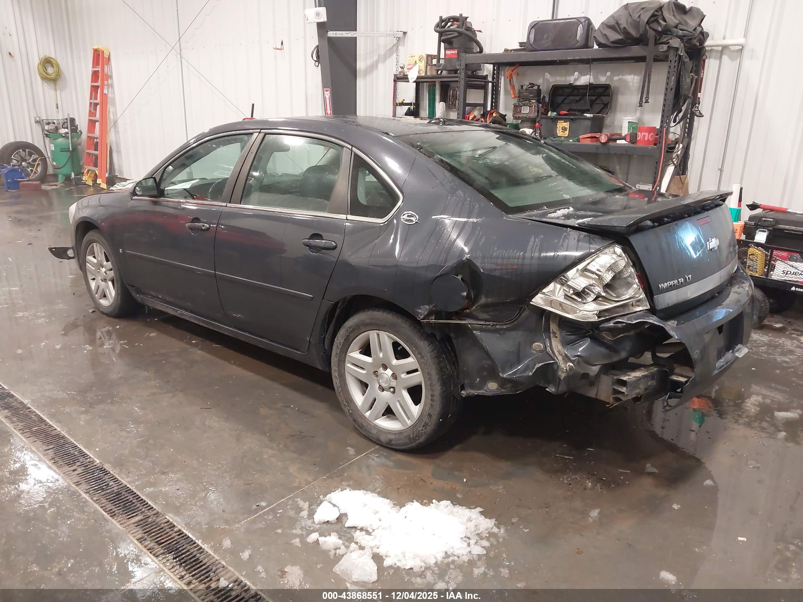 CHEVROLET IMPALA image 3