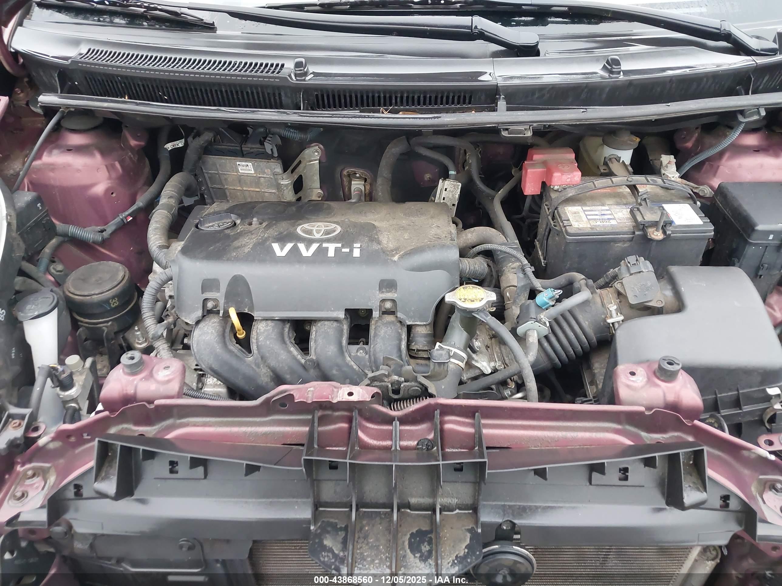 TOYOTA YARIS image 10