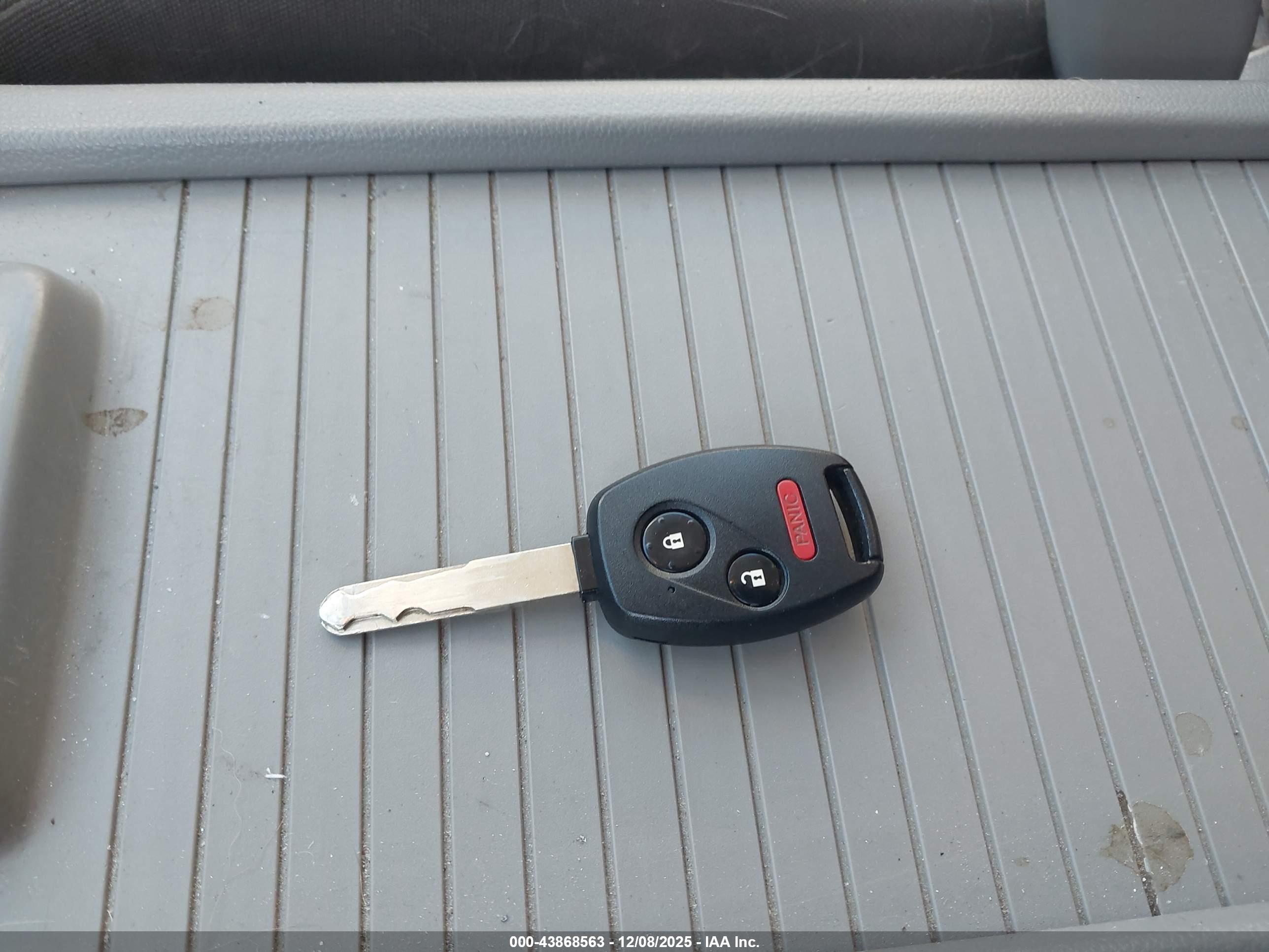 HONDA CR-V image 11