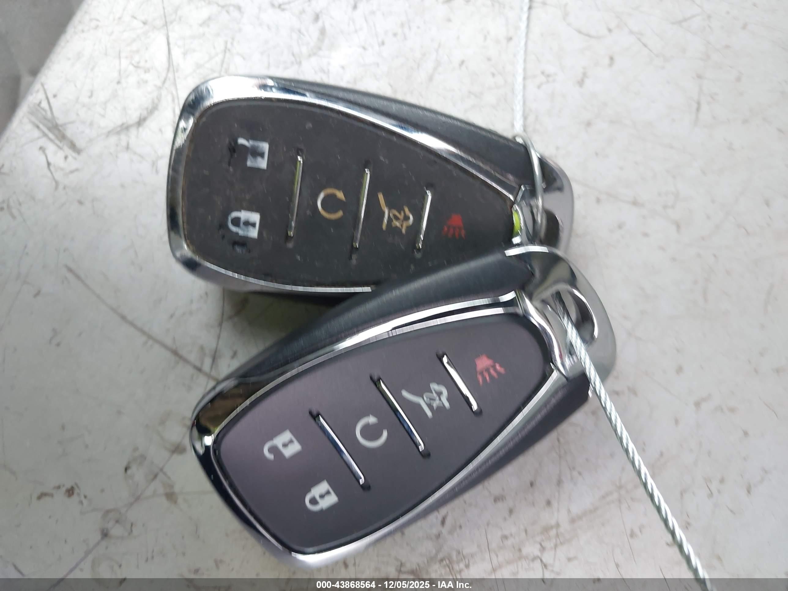 CHEVROLET EQUINOX image 11