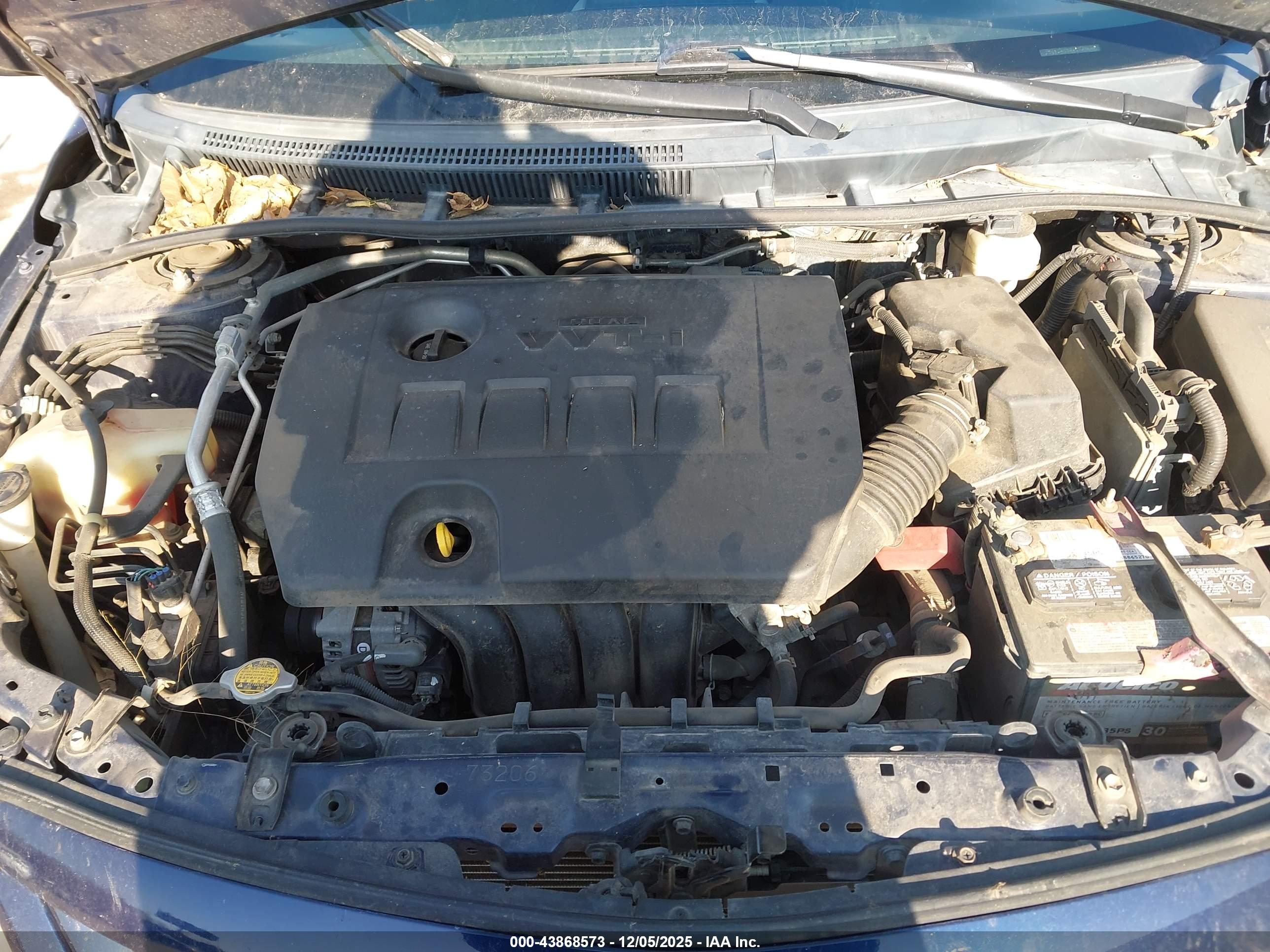 TOYOTA COROLLA image 10