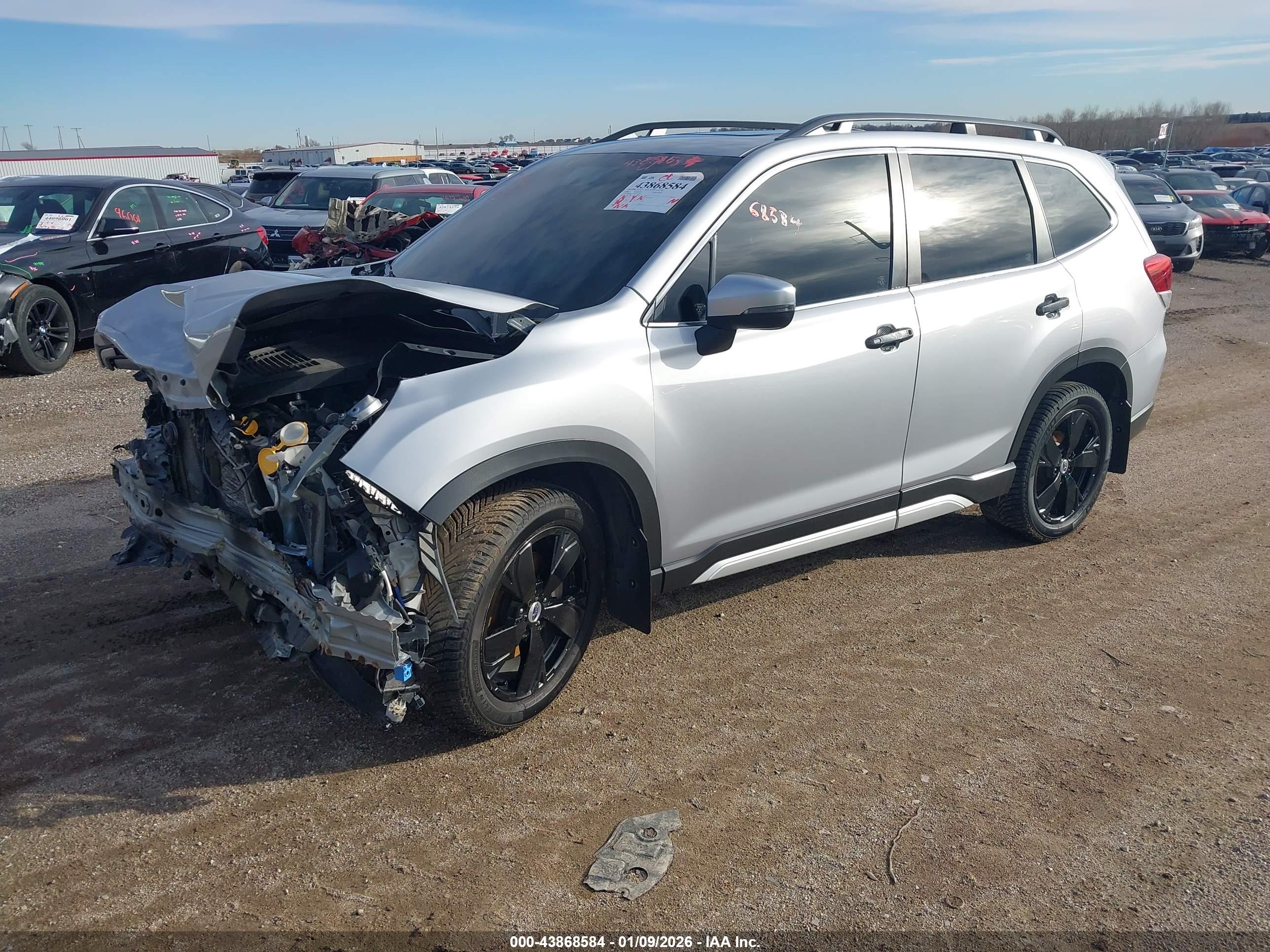 SUBARU FORESTER image 2