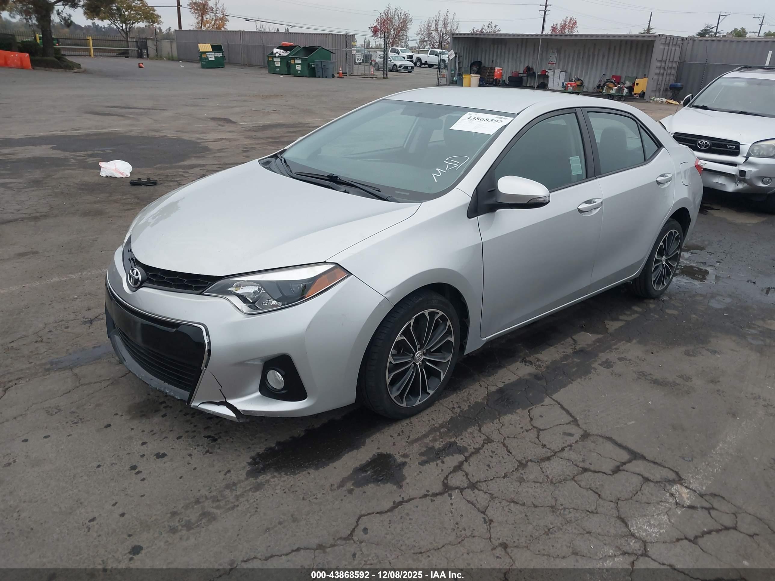 TOYOTA COROLLA image 2