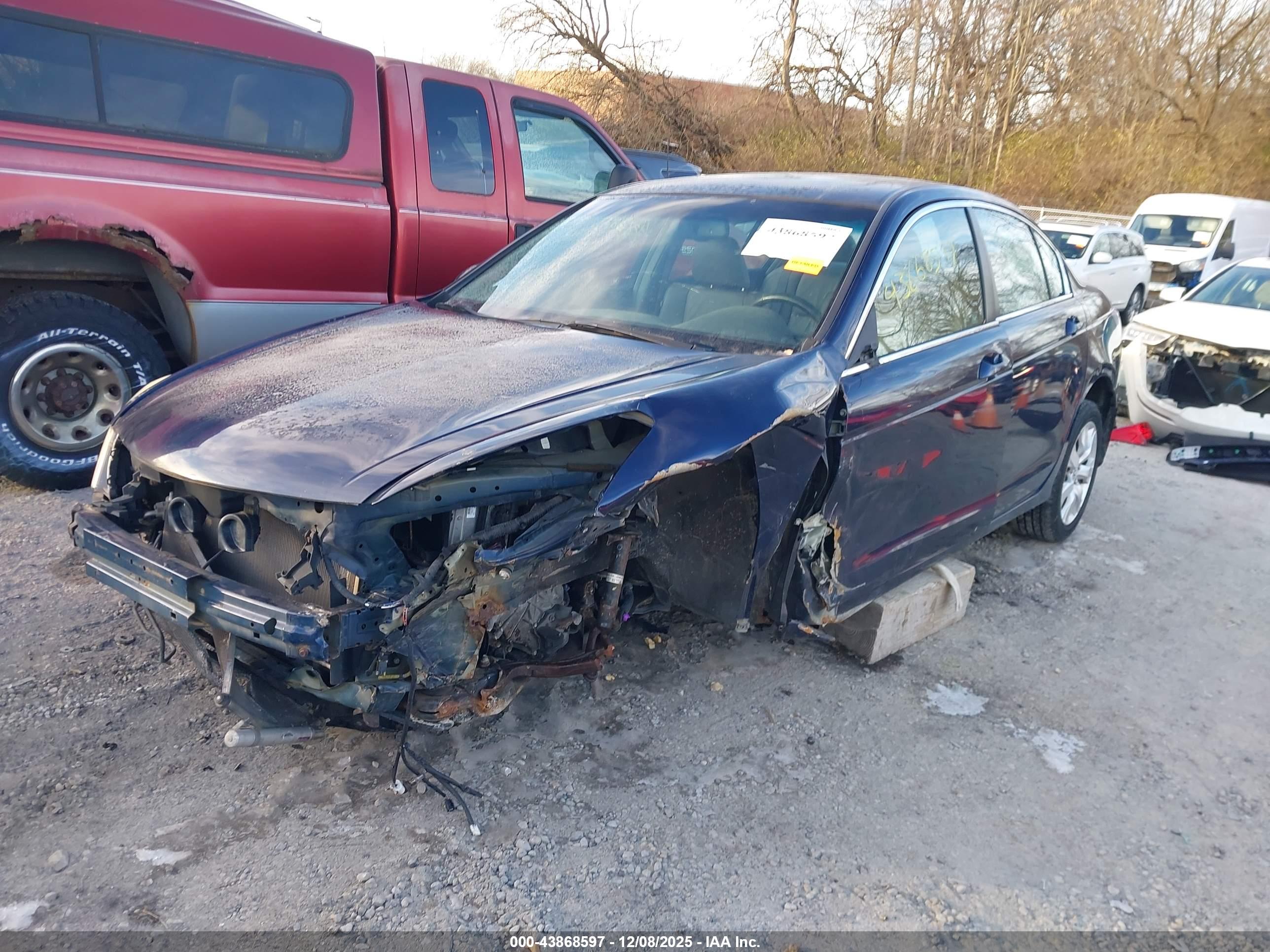 HONDA ACCORD image 2