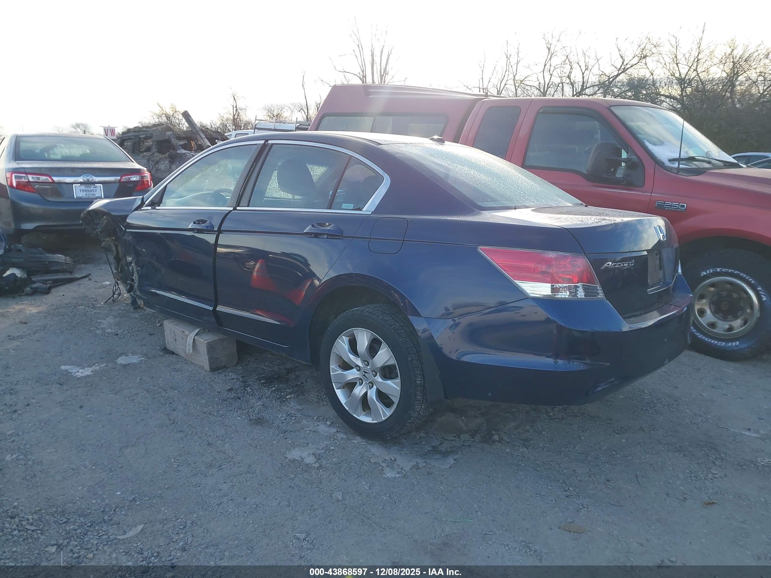 HONDA ACCORD image 3