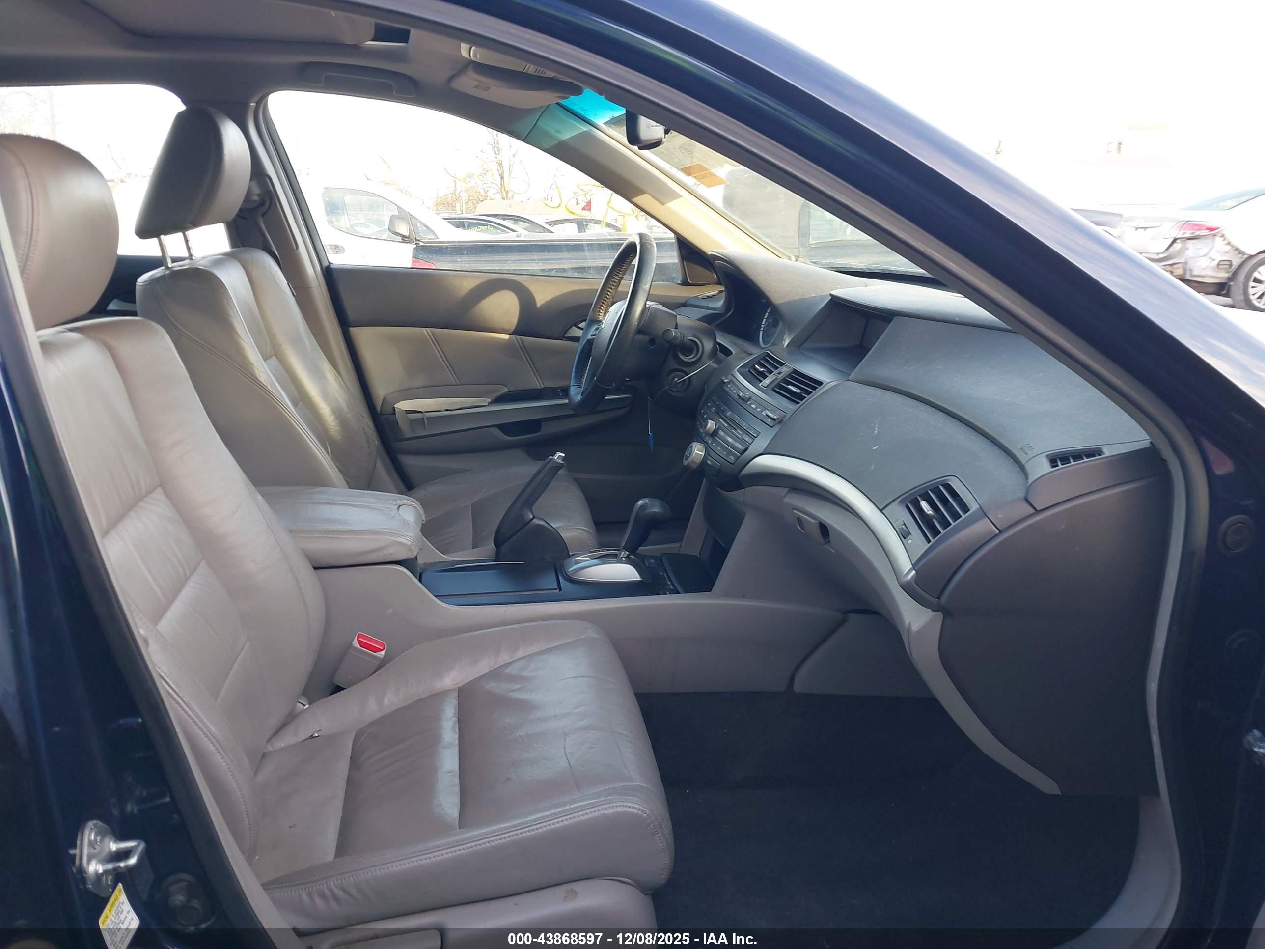 HONDA ACCORD image 5