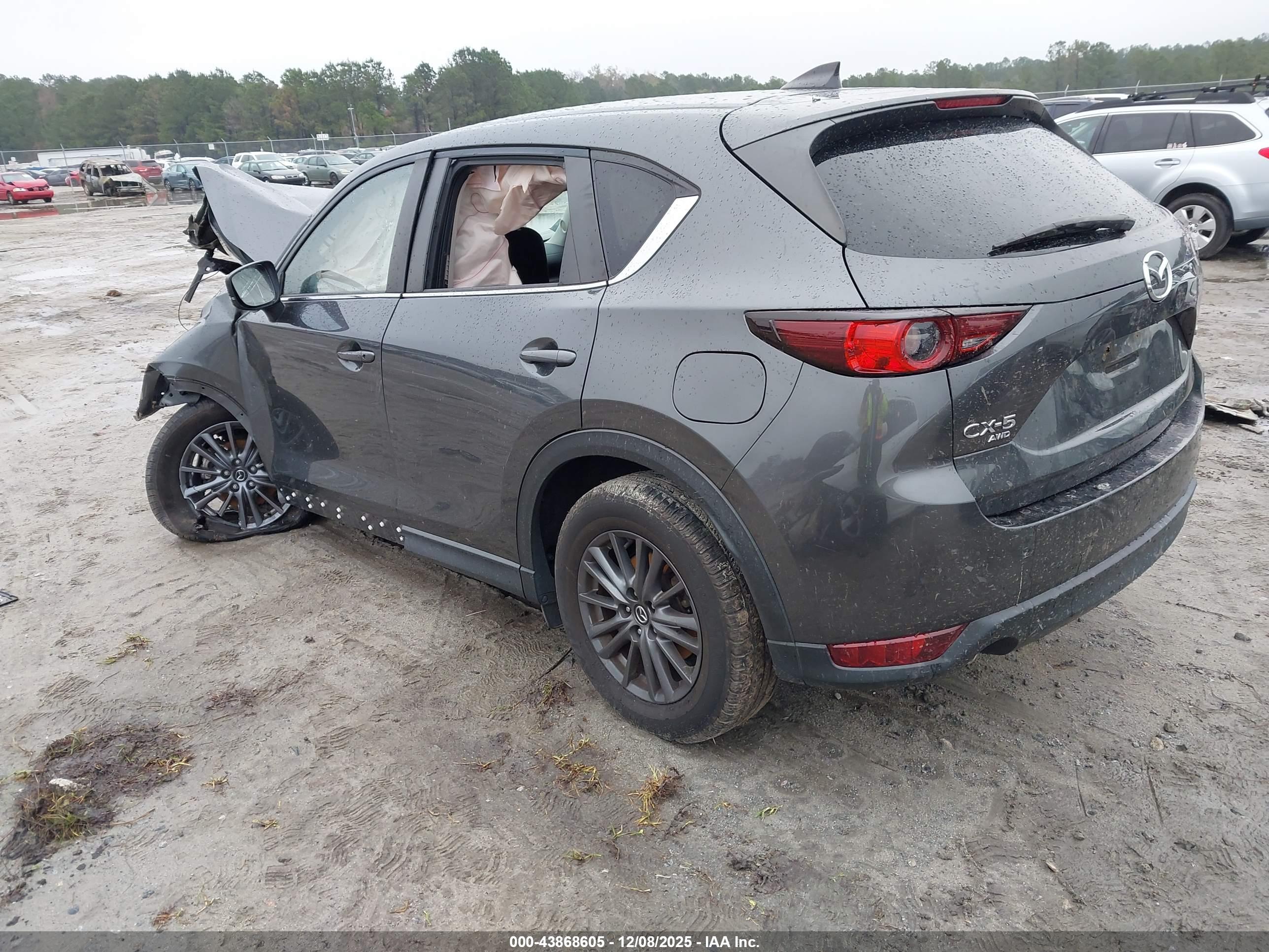 MAZDA CX-5 image 3