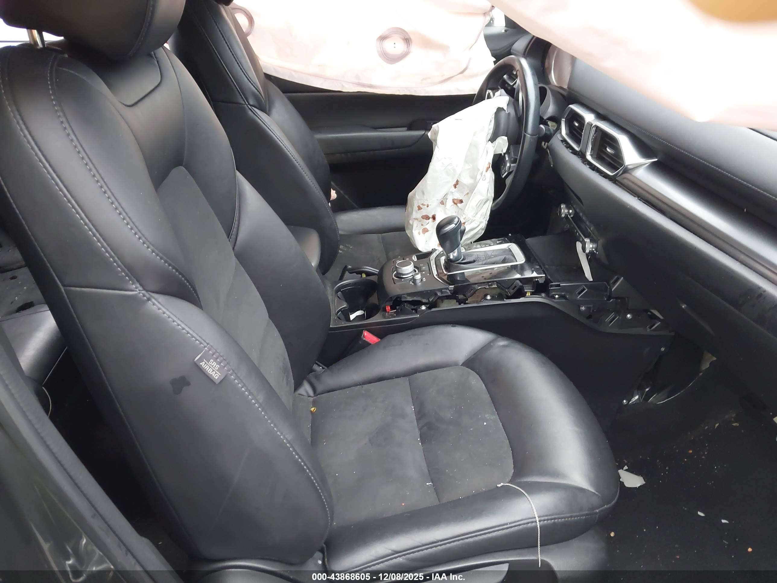 MAZDA CX-5 image 5