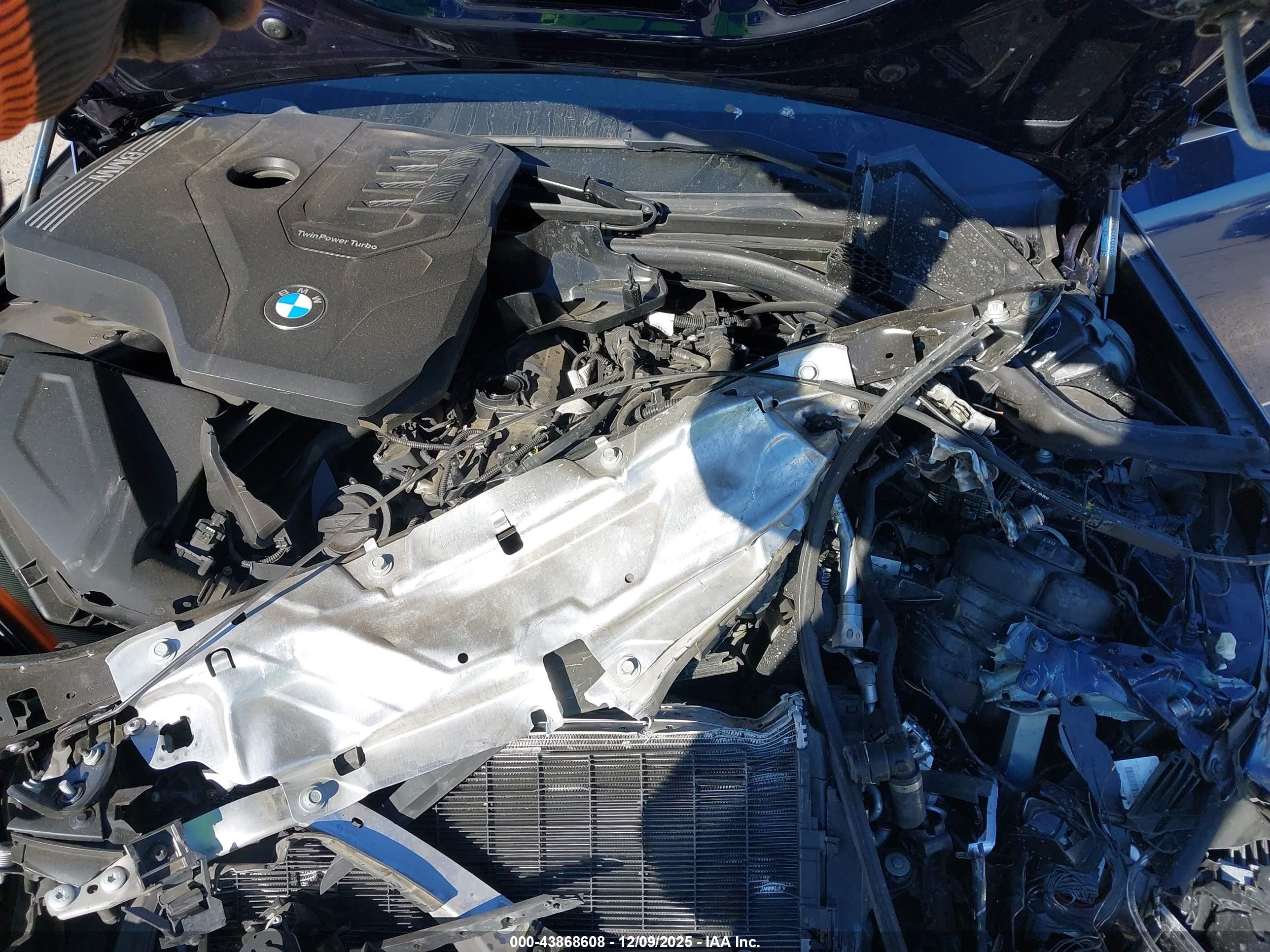 BMW 330I image 10